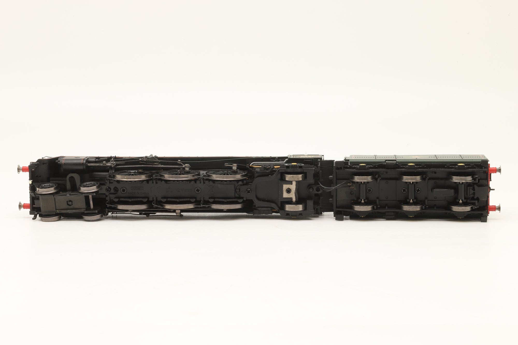 WORKSHOP Hornby OO R2564 Britannia Class '70052' 'Firth Of Tay' BR Lined Green L/C