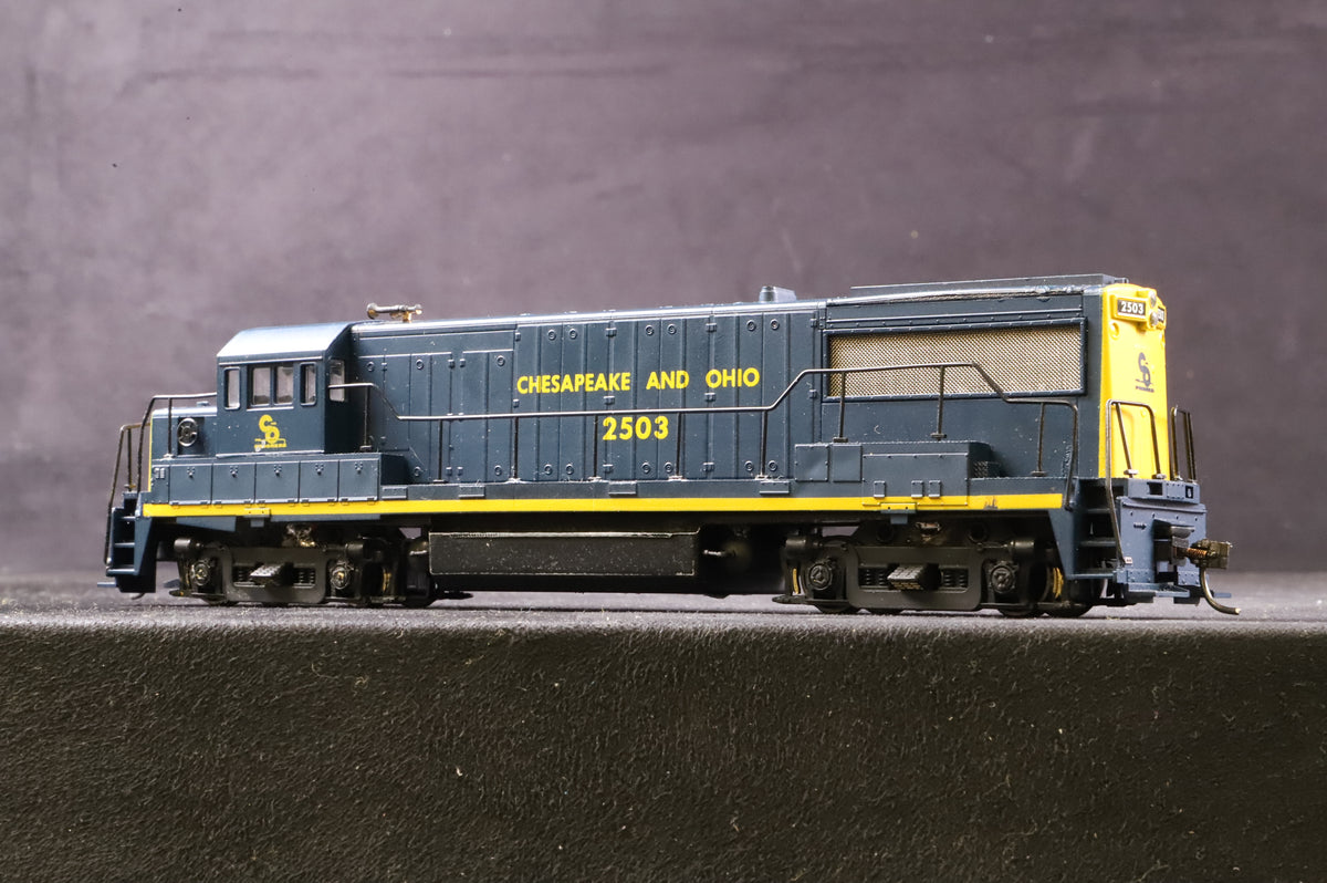 HO U25B GE Diesel Locomotive C&amp;O &#39;2503&#39; DCC Fitted