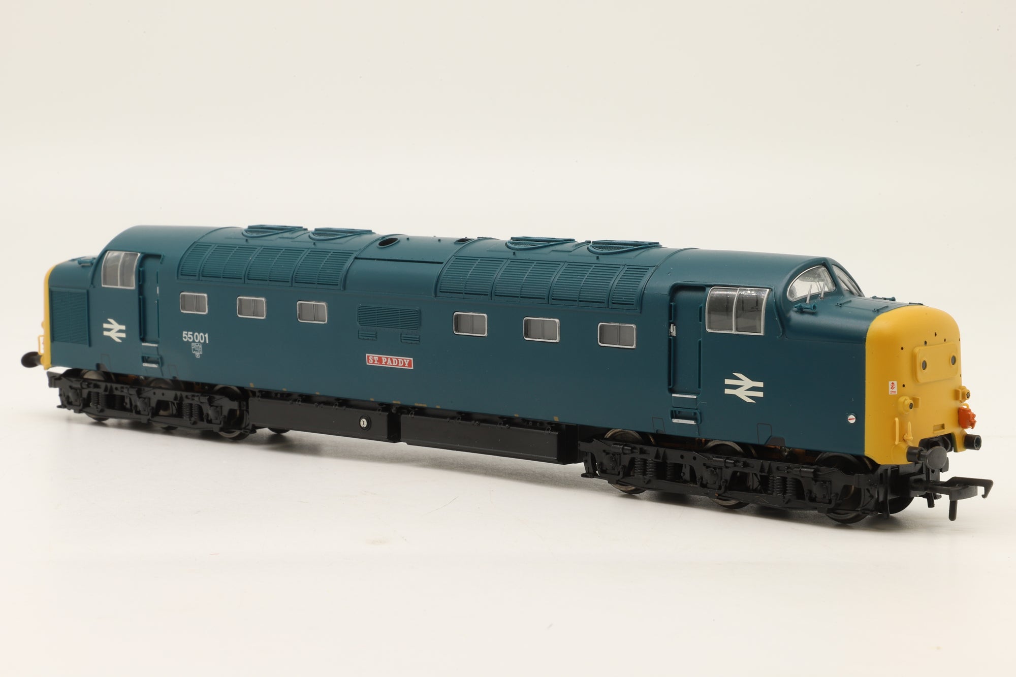 Bachmann OO 32-530DS Class 55 Deltic '55001' 'St Paddy' BR Blue DCC Sound
