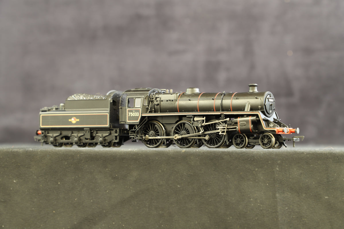 Bachmann OO 31-118 Standard Class 4MT &#39;75033&#39; BR2 Tender BR Lined Black L/C