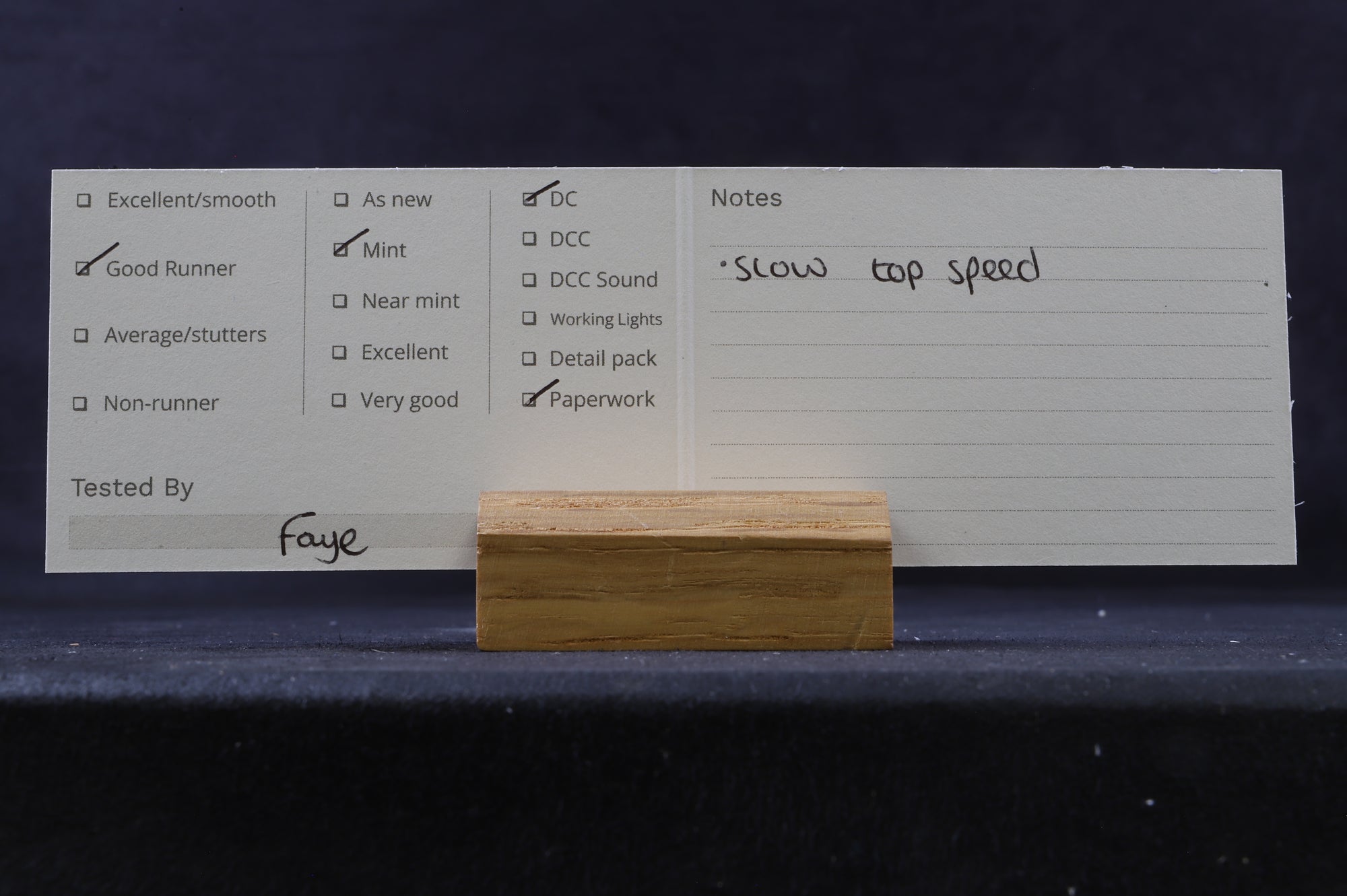 Graham Farish N 371-625 GWR Railcar Brunswick Green