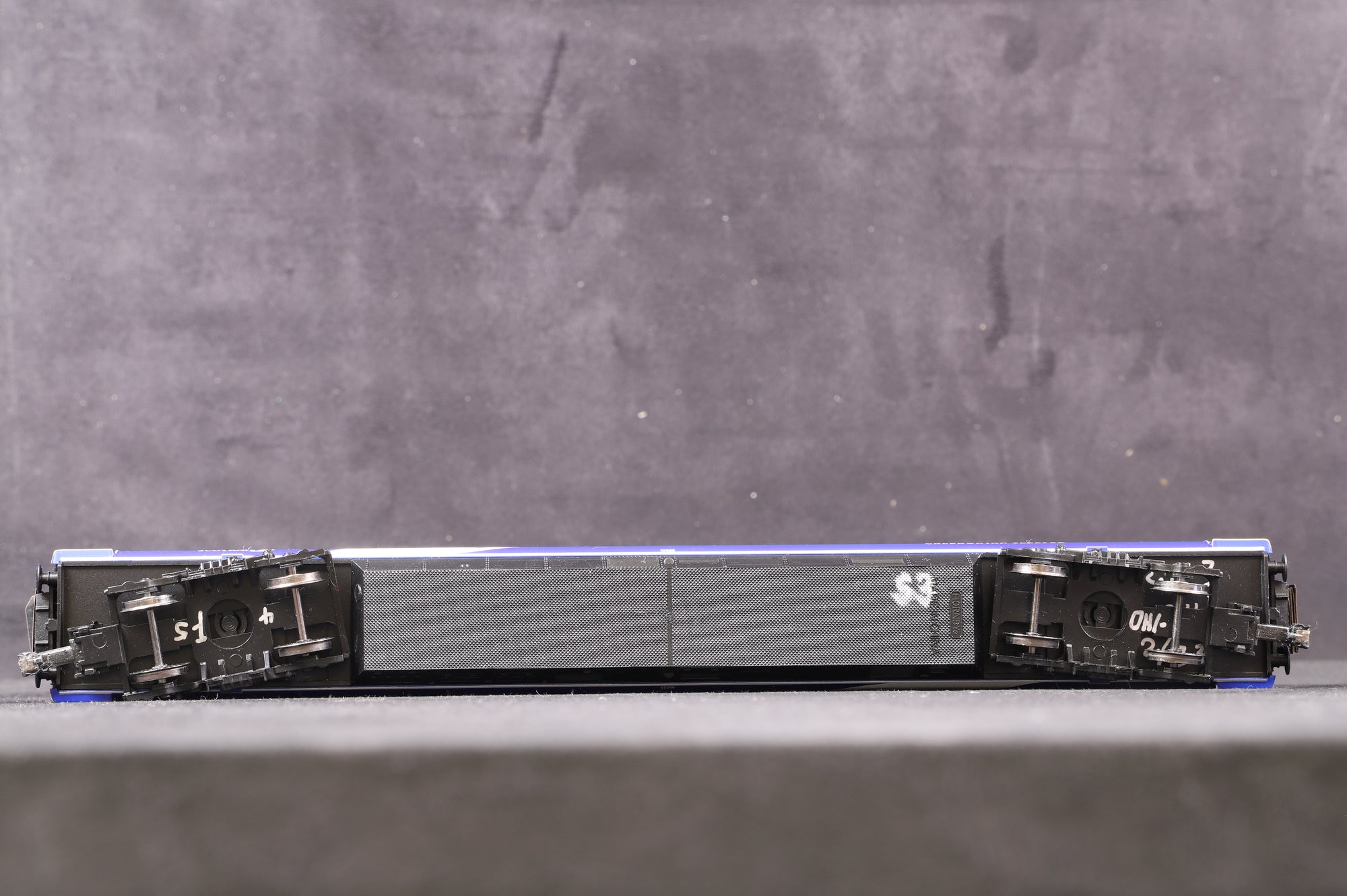 Hornby OO Rake Of 5 x Mk3 Caledonian Sleeper Coaches