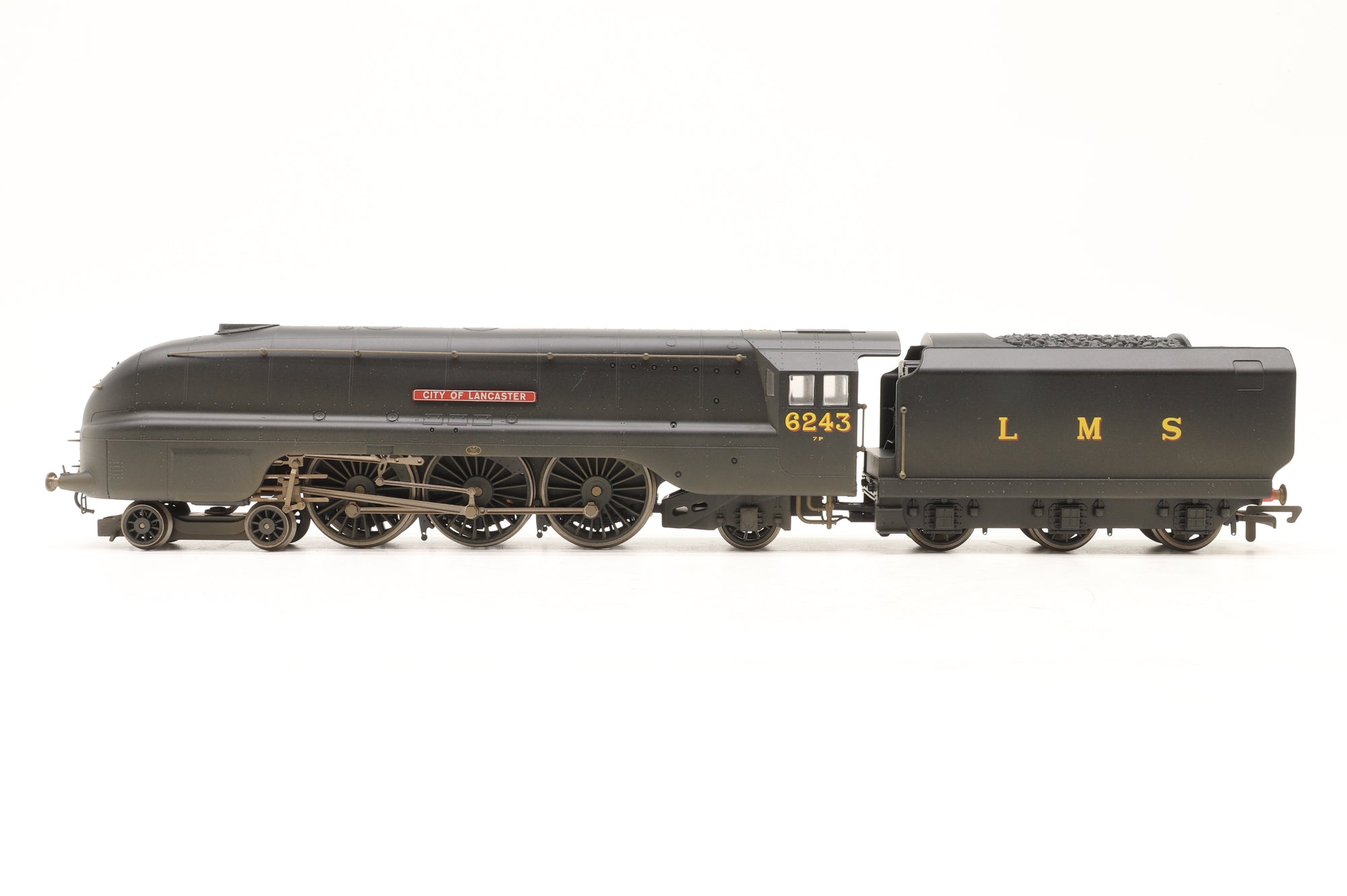Hornby OO R1060 'Coming Home' Train Pack