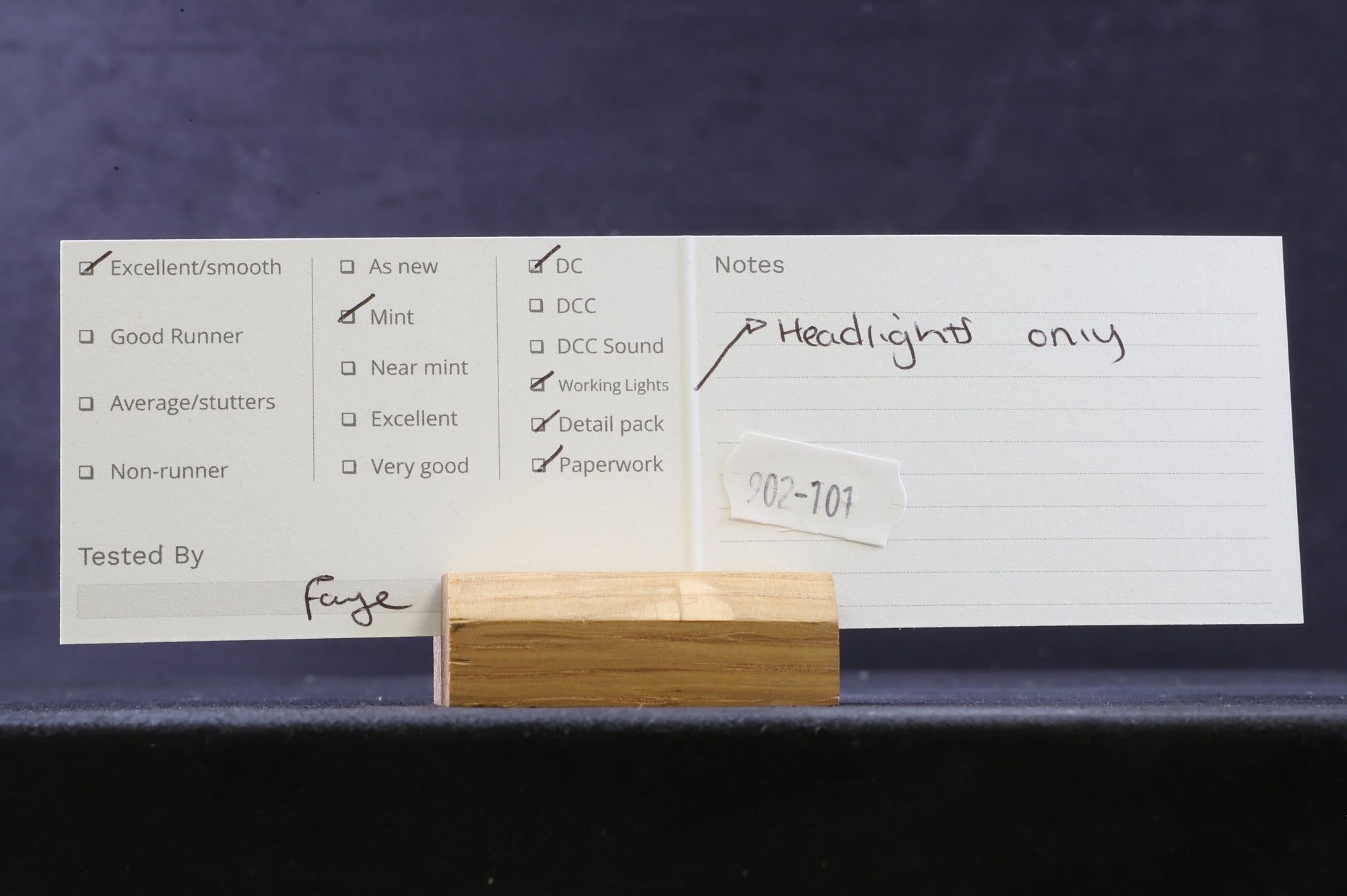 Roco HO 63559 Class BR 143 921-5 DB