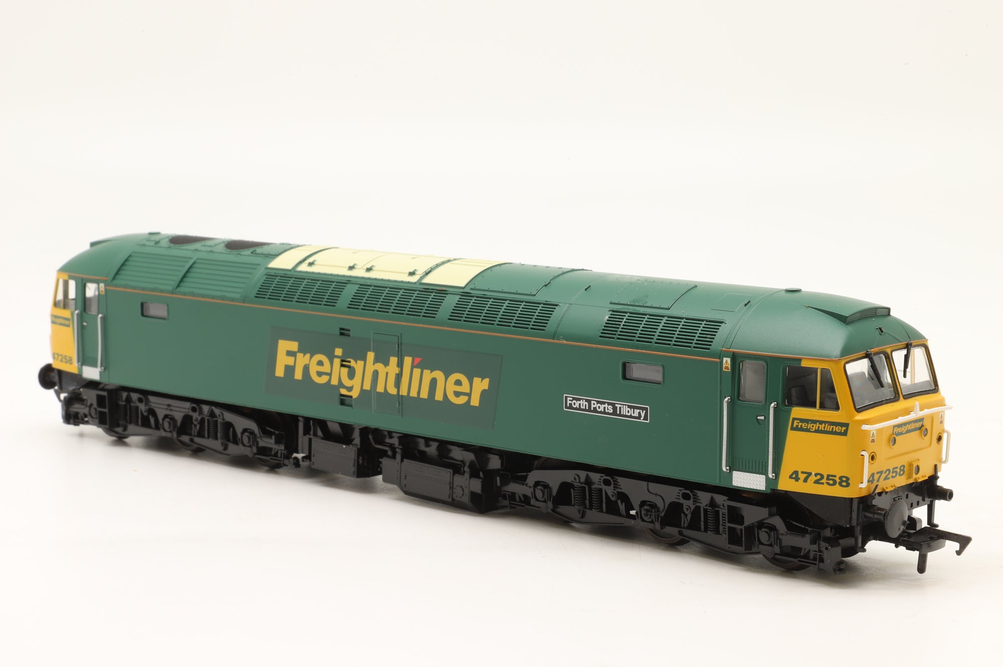 Heljan OO 4640 Class 47/0 '47258' 'Forth Ports Tilbury' Freightliner