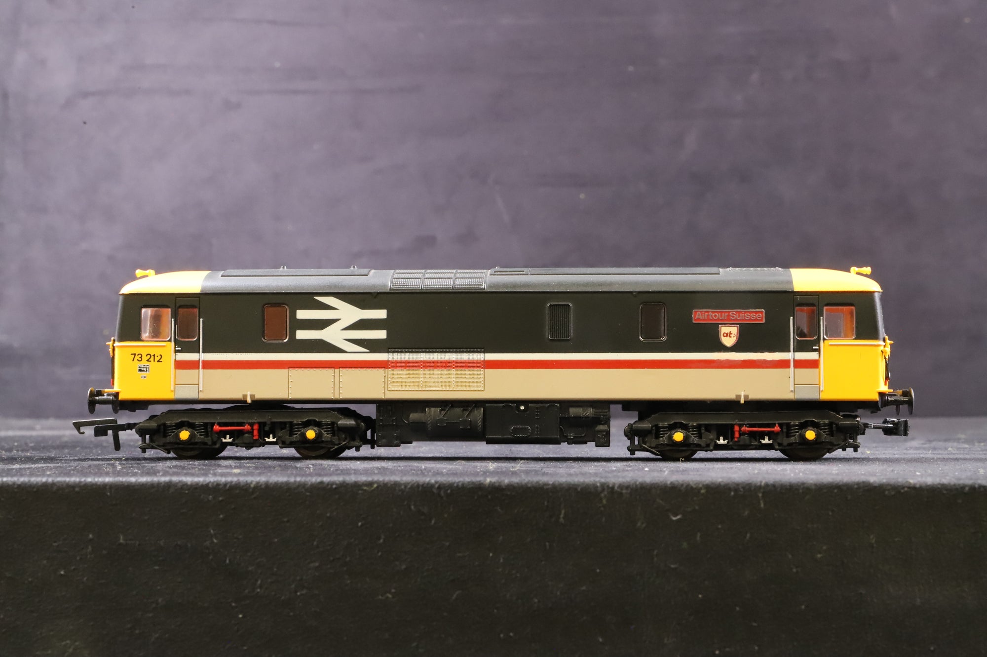 WORKSHOP Lima/ Hornby OO Class 73 '73212' Intercity Livery NON RUNNER