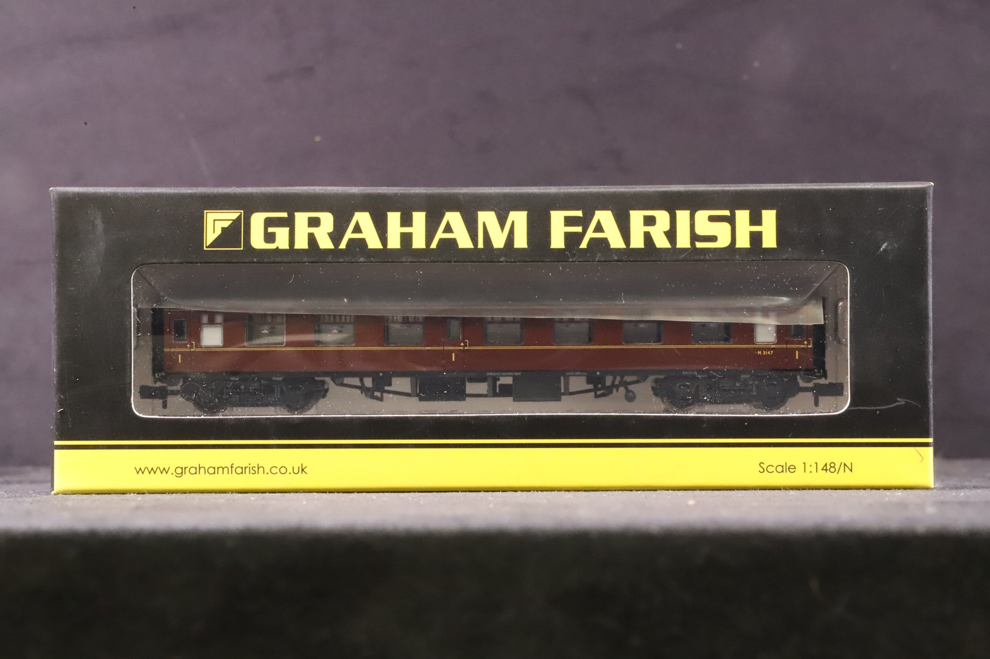 Graham Farish N Rake Of 3 BR Mk1 Lined Maroon Inc. 374-161A, 816A & 036B