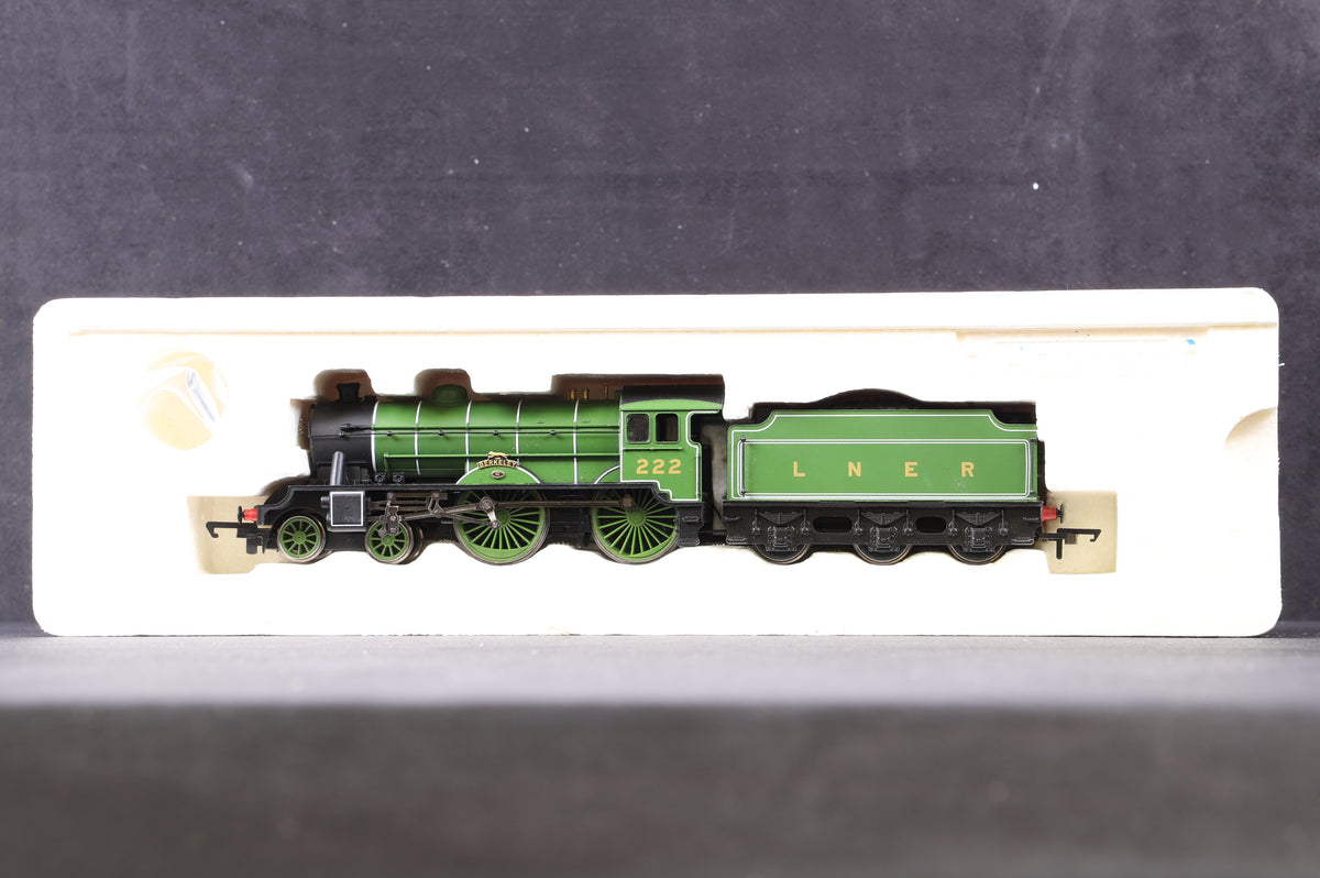 Hornby OO R3062 Class D49/2 4-4-0 222 &quot;The Berkeley&quot; in LNER Green, DCC Sound