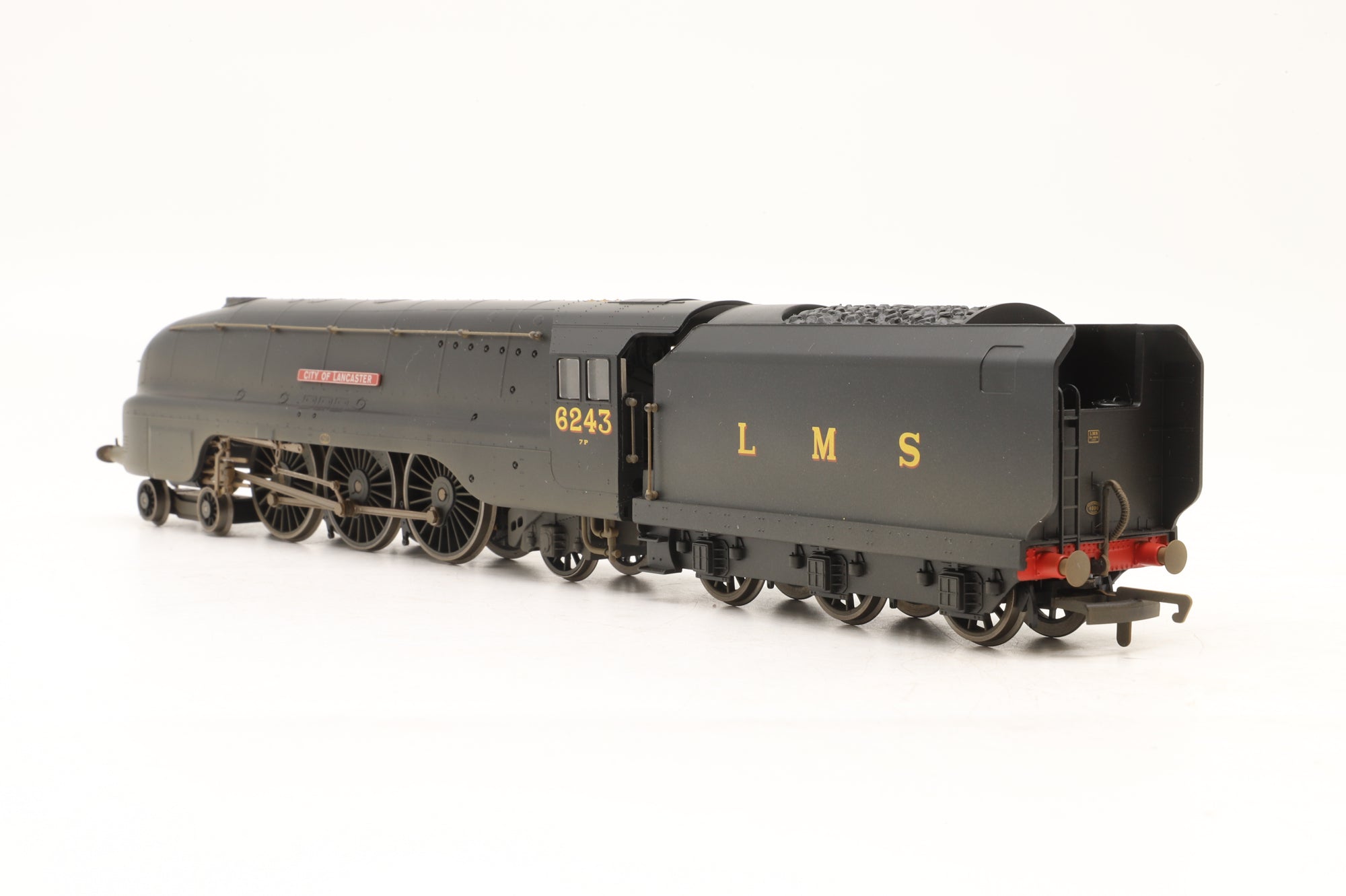 Hornby OO R1060 'Coming Home' Train Pack