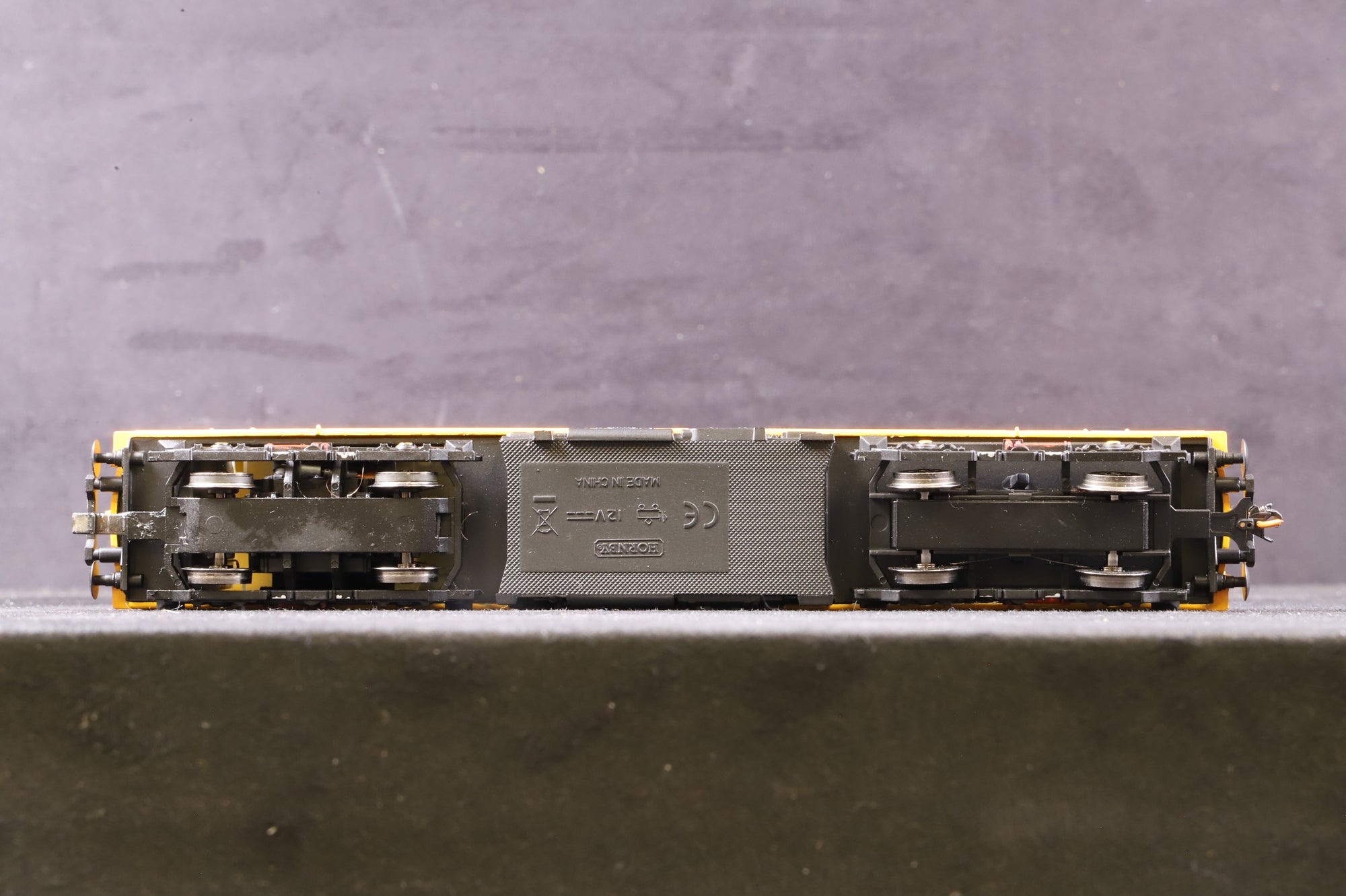 Hornby OO Class 73 '73213' Network Rail Repainted & Detailed