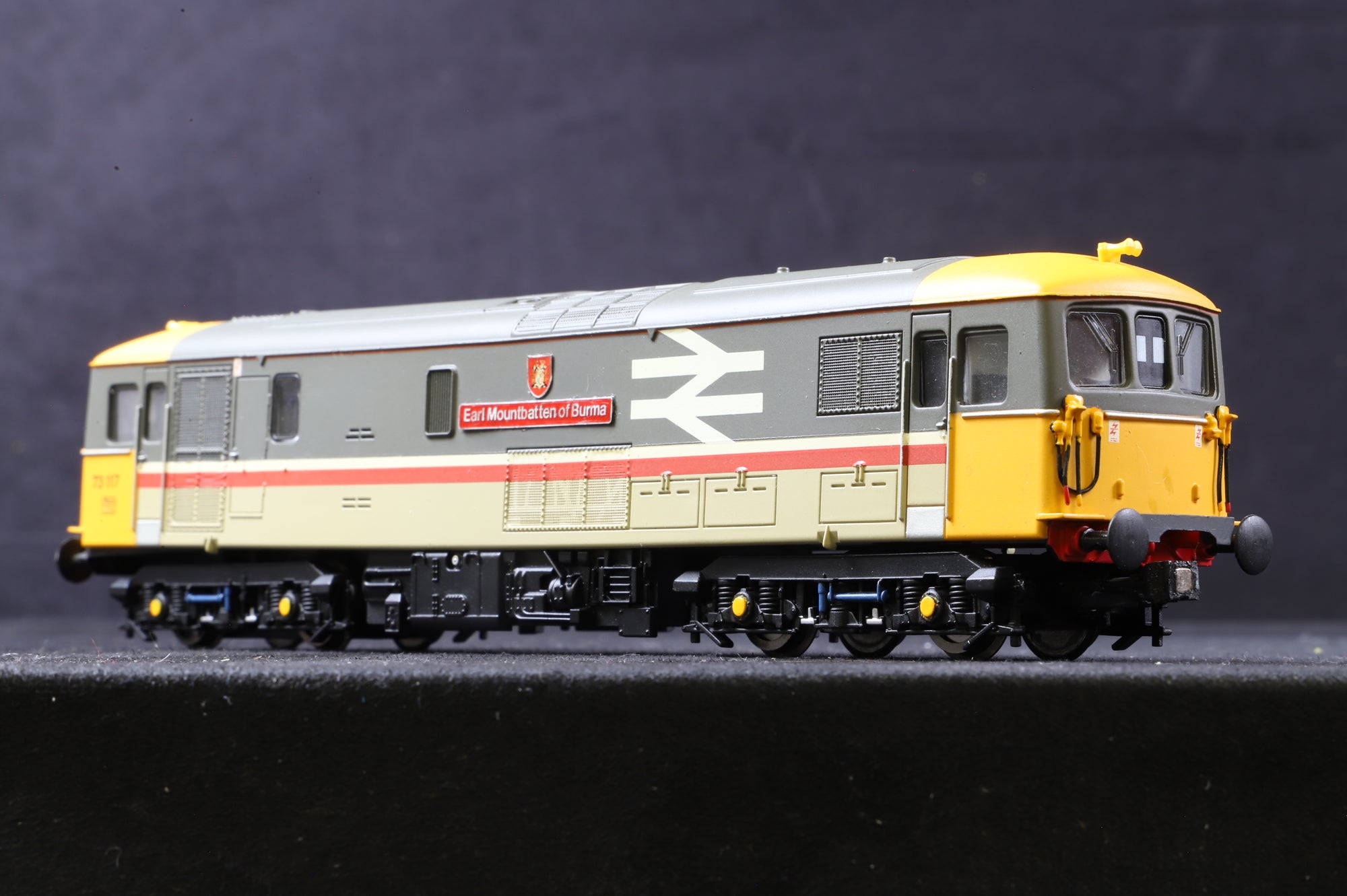 Hornby OO Class 73 '73117' Repainted & Detailed