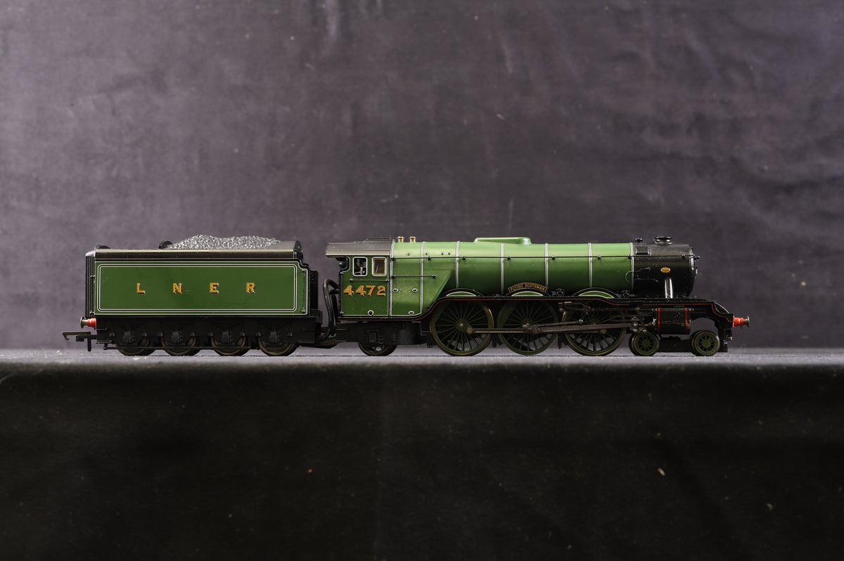 Hornby Live Steam OO R2485 Class A3 &#39;4472&#39; &#39;Flying Scotsman&#39; Apple Green