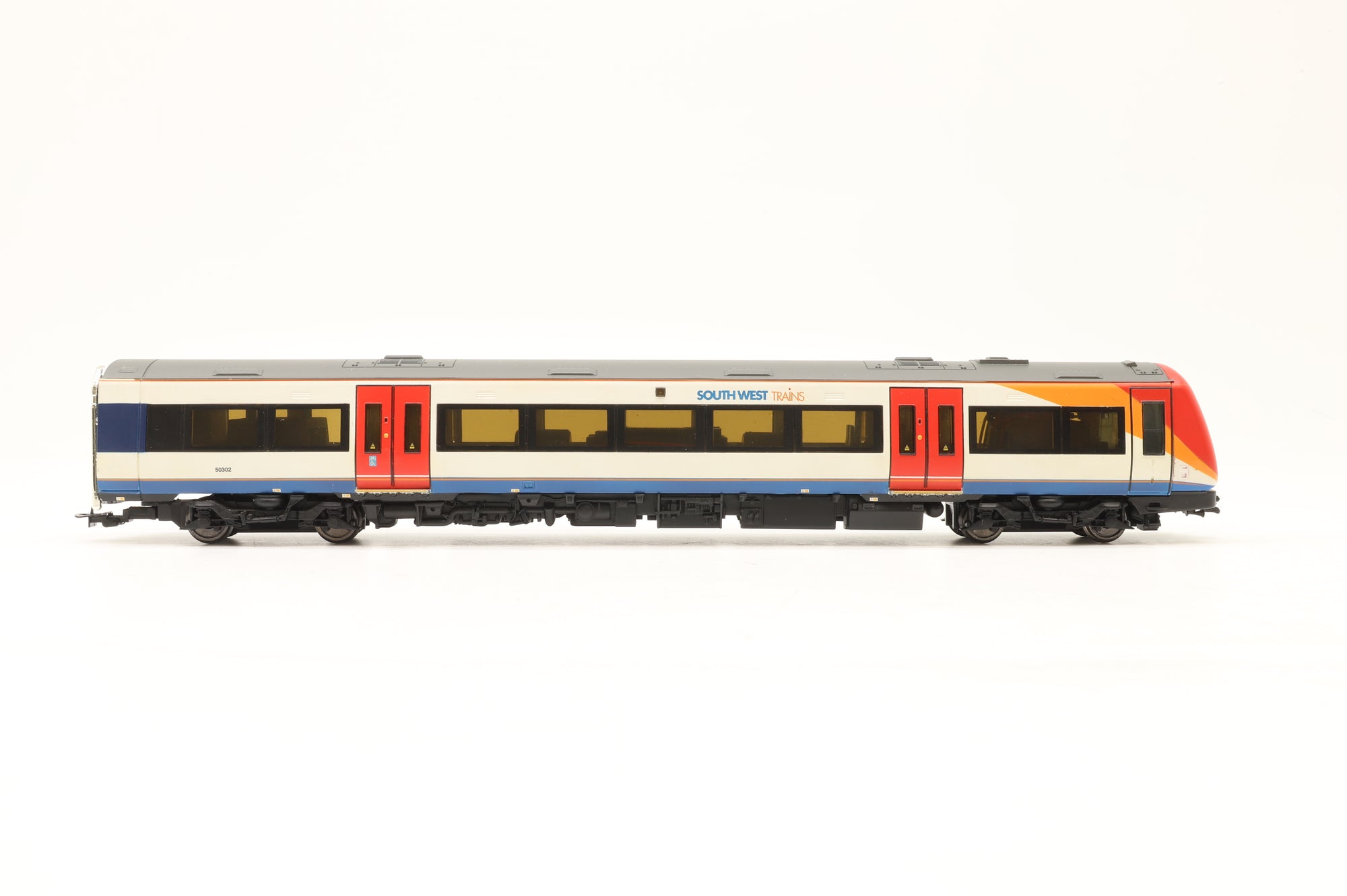 Bachmann OO 32-452A Class 170/2 Turbostar 2-Car DMU in Southwest Trains Livery