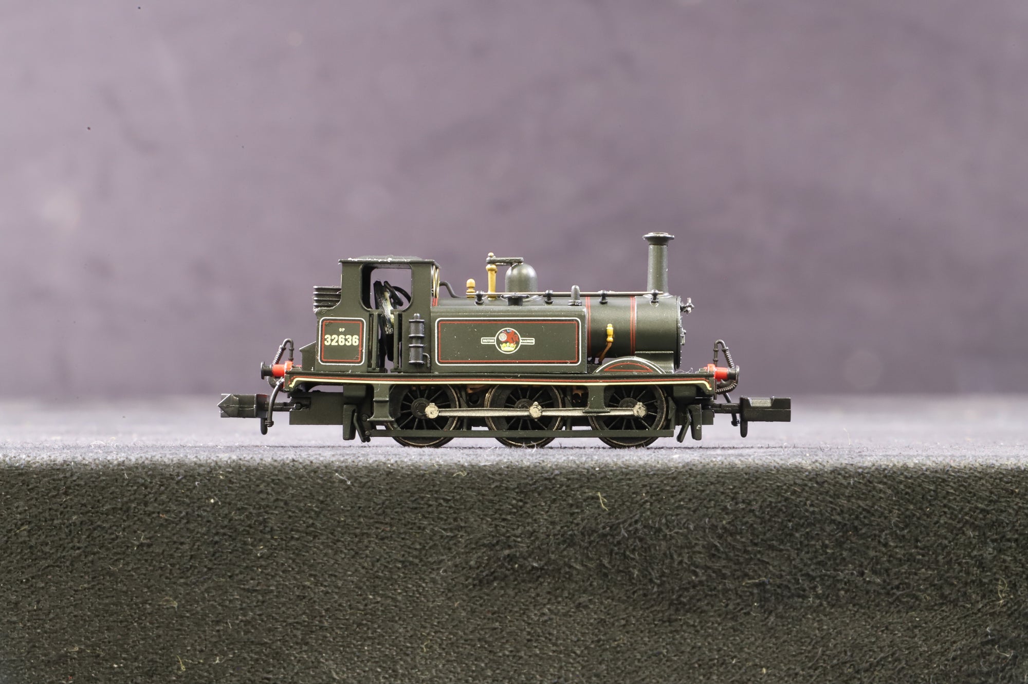 Dapol N 2S-012-010 Class A1X 'Terrier' 0-6-0T '32636' BR Black L/C DCC Fitted