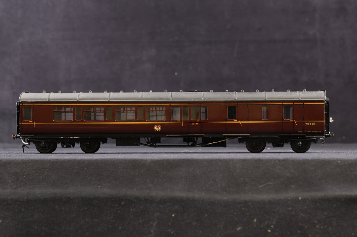 Lawrence Scale Models OO Maroon Stanier Coach Western Region Numbered &#39;W864W&#39;