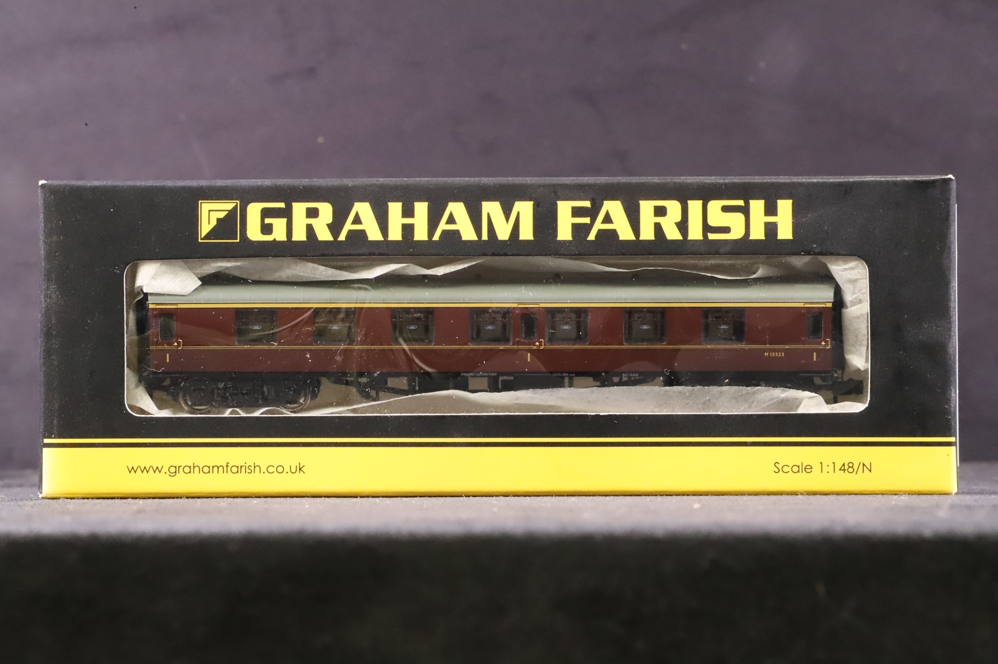 Graham Farish N Rake Of 3 BR Mk1 Lined Maroon Inc. 374-161A, 816A & 036B