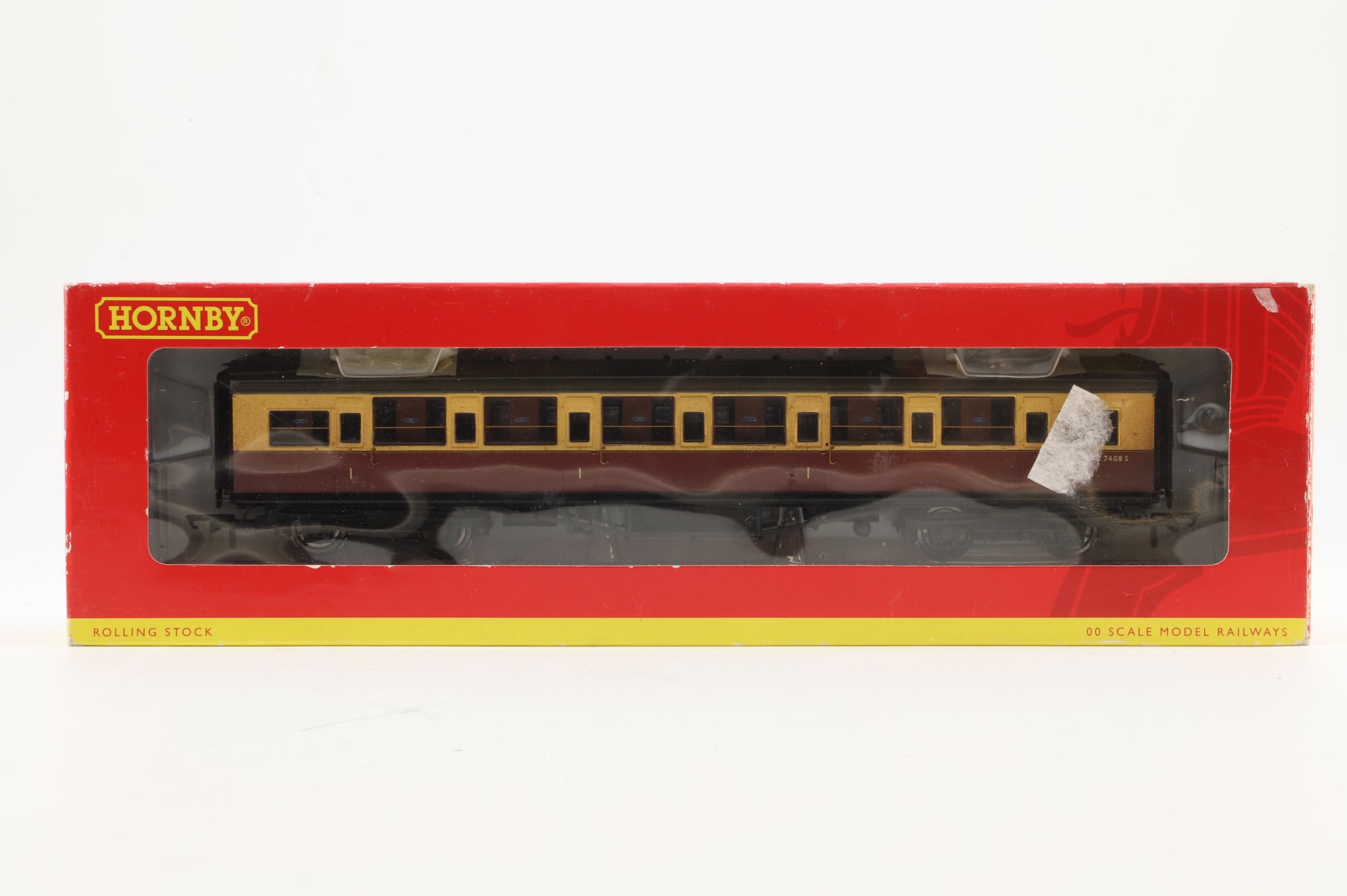 Hornby OO Rake of 3 Maunsell Coaches in BR(S) Crimson/Cream