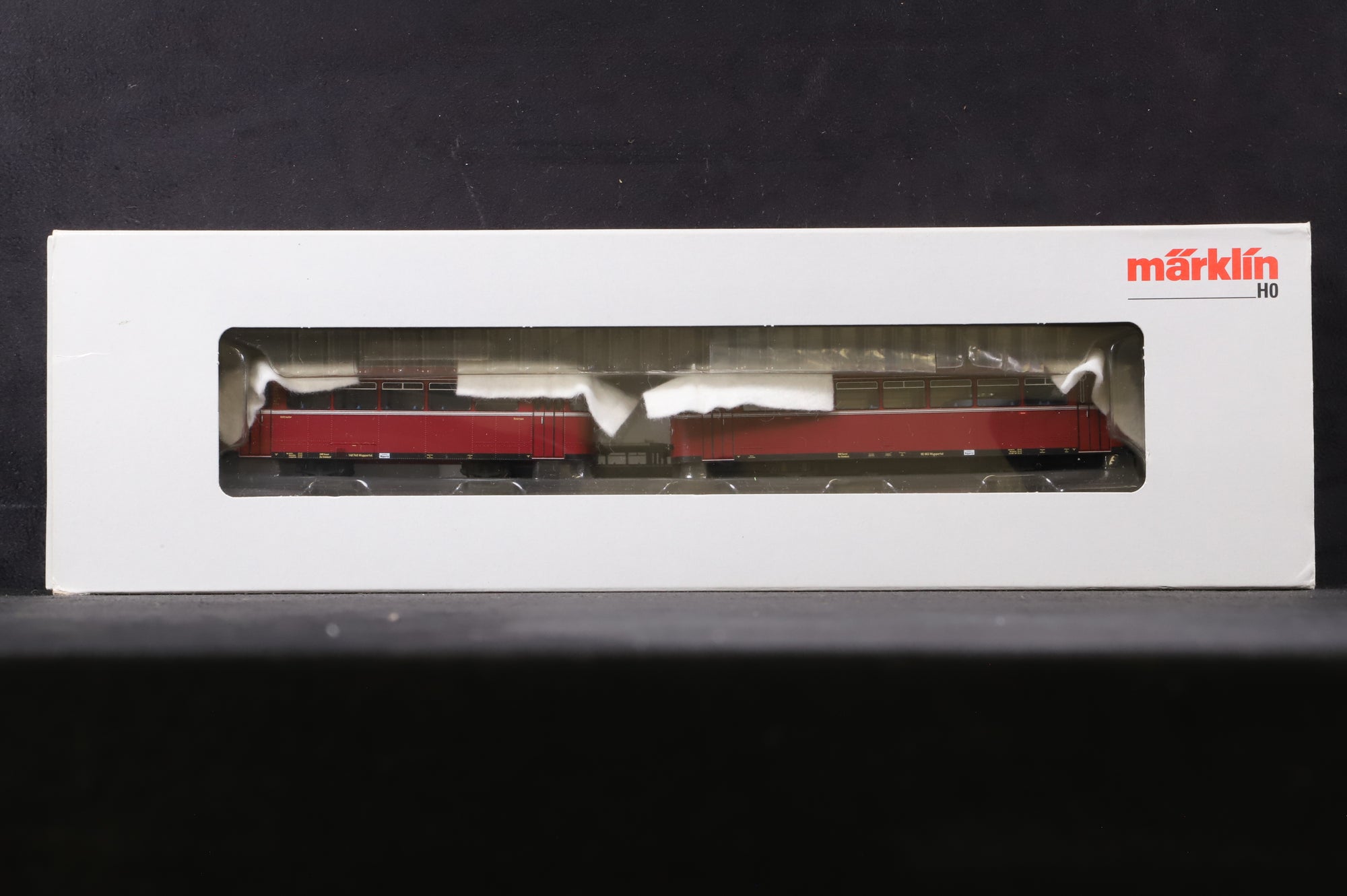 Marklin HO 39950 BR VT95.9 & VB140 2 Car Railbus Set in DB Crimson - UNTESTED