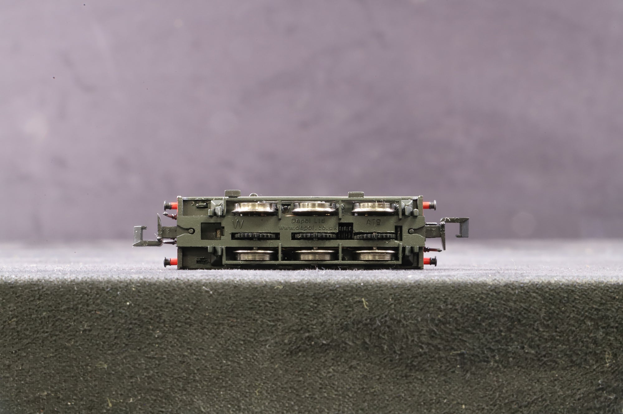 Dapol N 2S-012-010 Class A1X 'Terrier' 0-6-0T '32636' BR Black L/C DCC Fitted