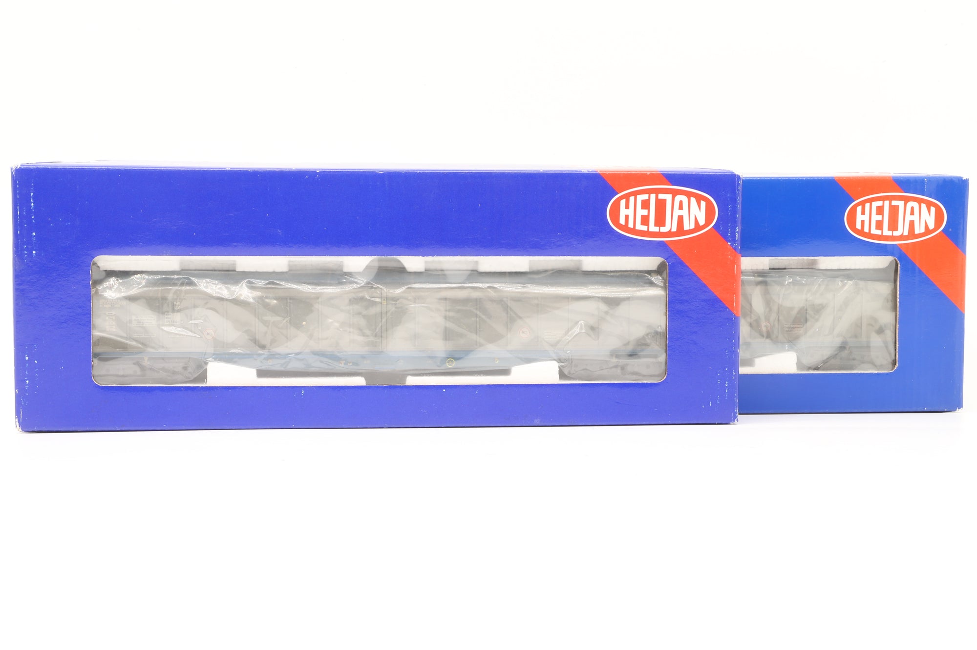 Heljan OO Rake Of 2 Cargo Wagon Silver & Blue Inc. 5000 & 5010
