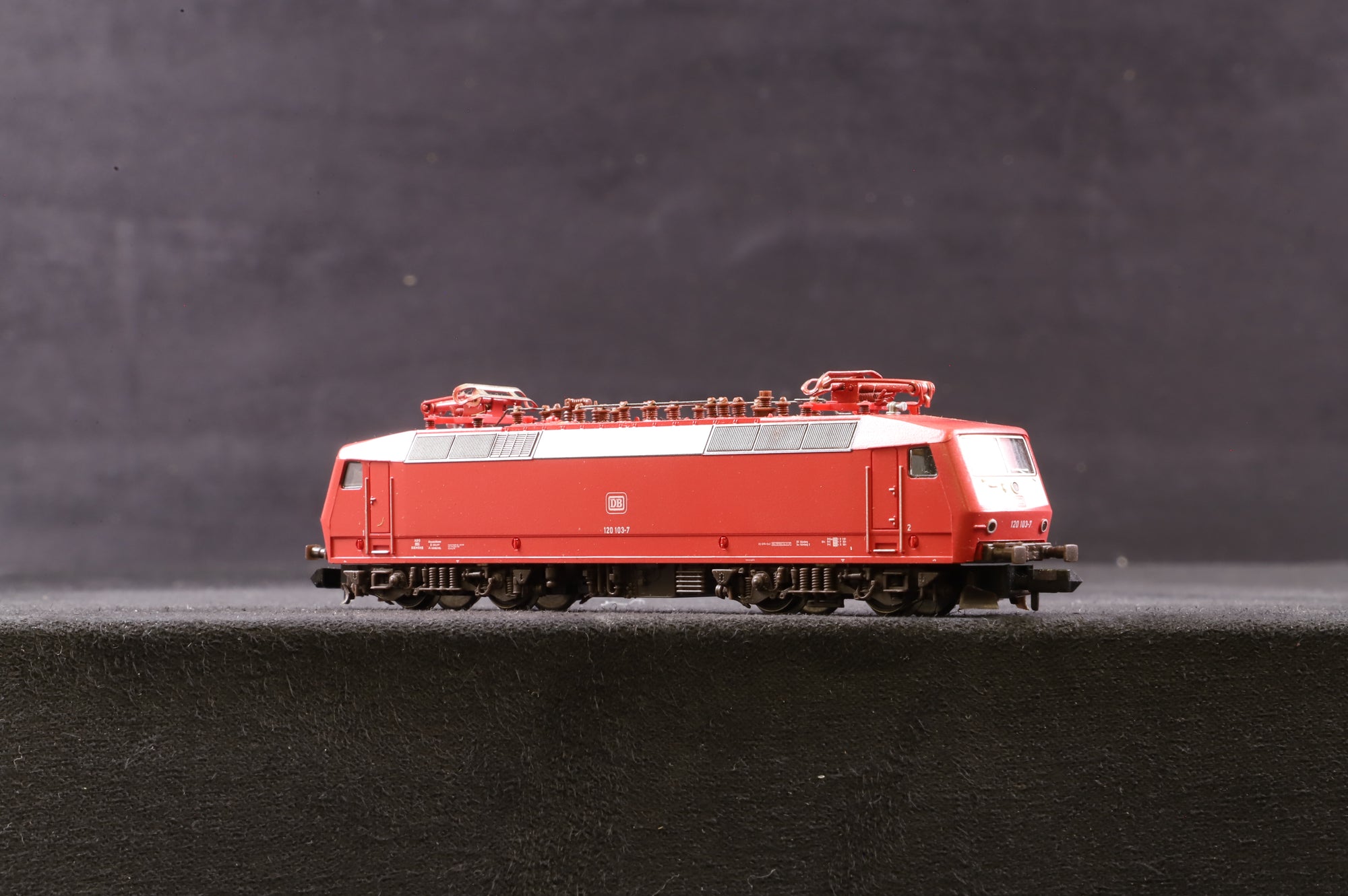Fleischmann N 7351 Class BR 120 103-7 DB