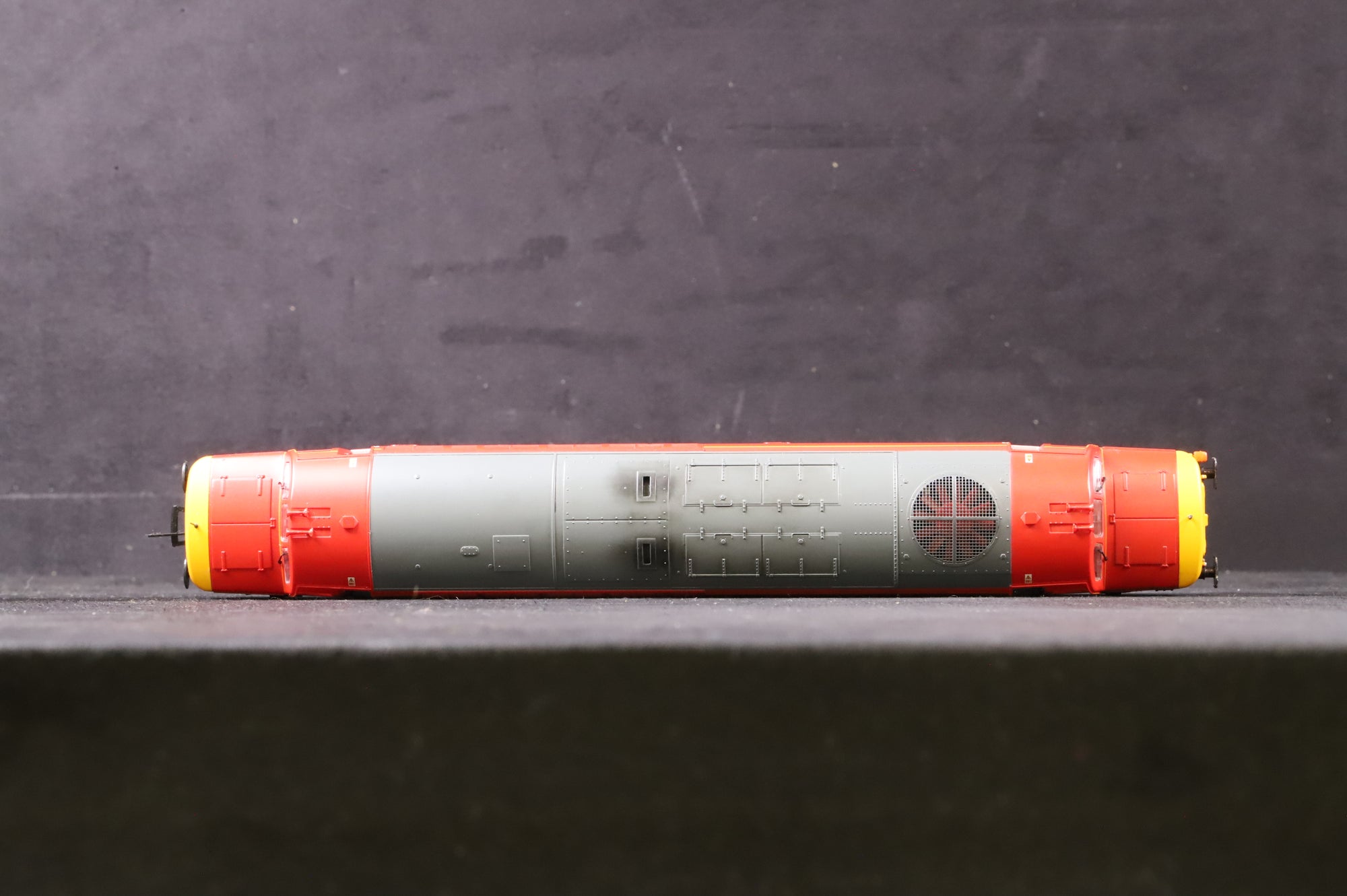 Bachmann OO 32-381PDS Class 37/5 '37670' 'St.Blazey' DB Schenker, Rail Express Exclusive, DCC Sound