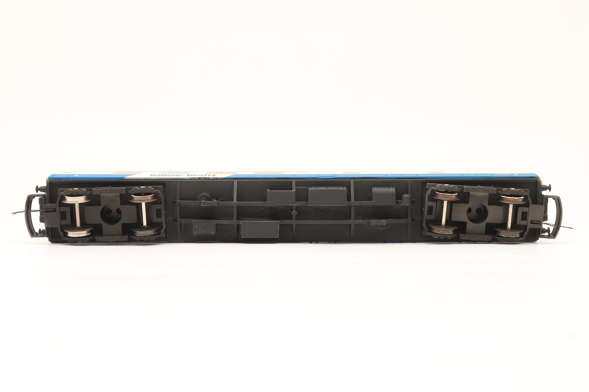 Custom OO Mk1 BSK 86350 in Balfour Beatty Livery
