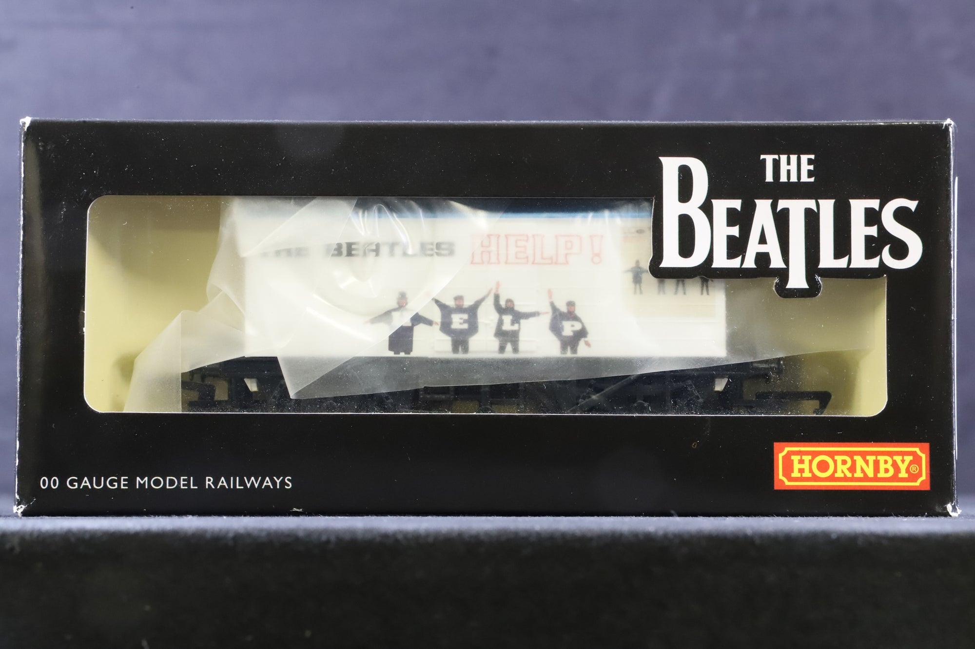 Hornby OO R60009 The Beatles Help! LWB Van