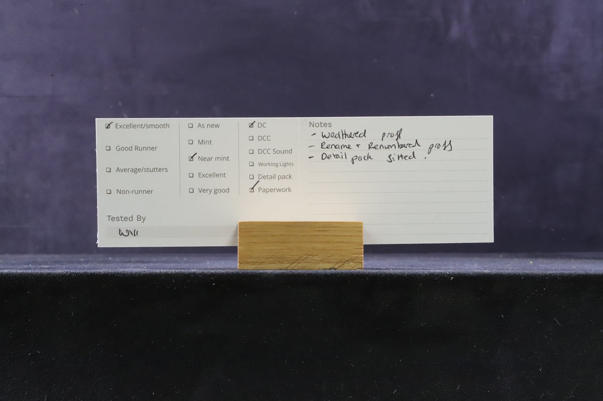 Bachmann OO 31-146 Class 11F 62661 &#39;Gerard Powys Dewhurst&#39; in Lined BR Black w/ Early Crests - Weathered