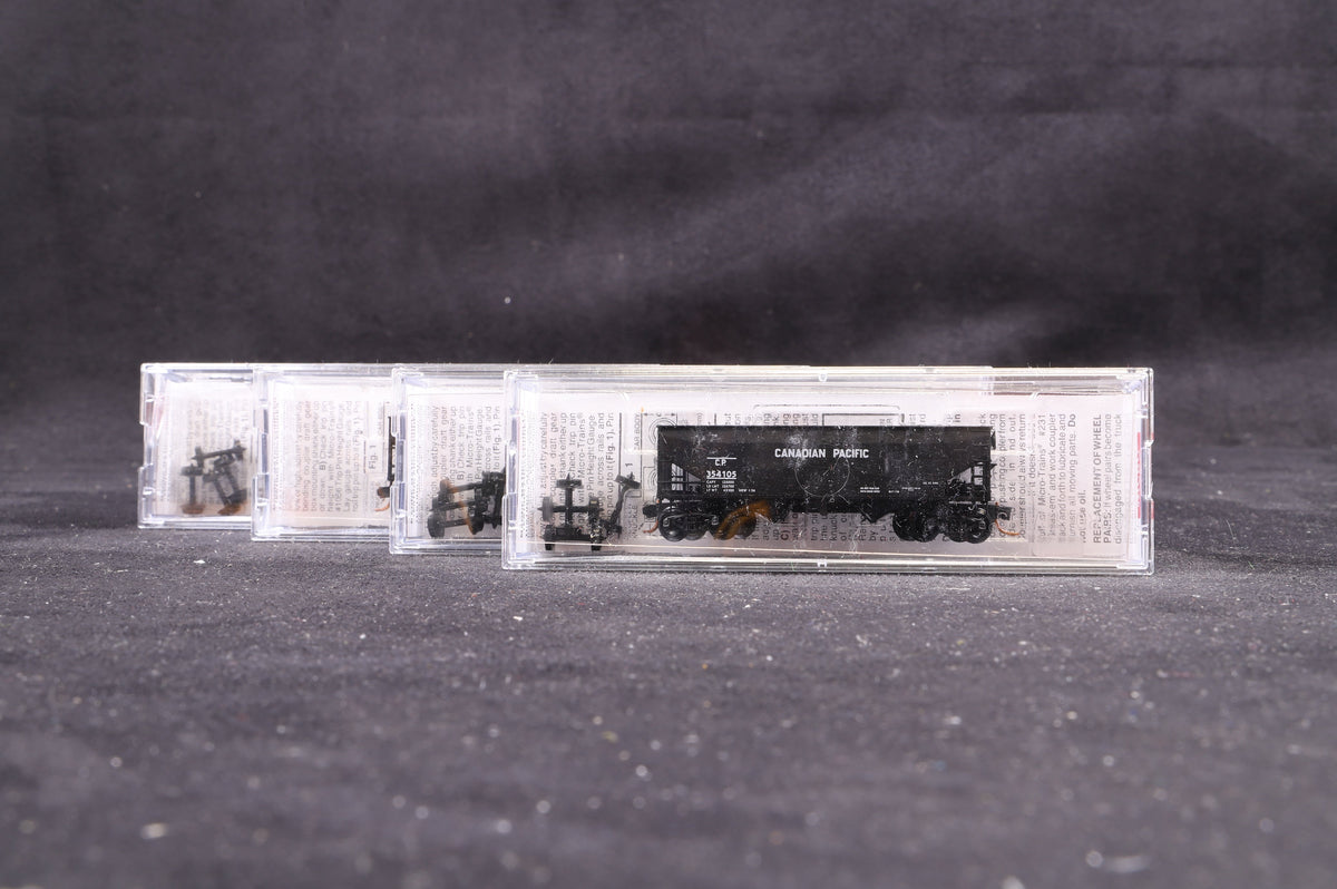 Micro-Trains Line N Canadian Pacific Four Car Runner Pack
