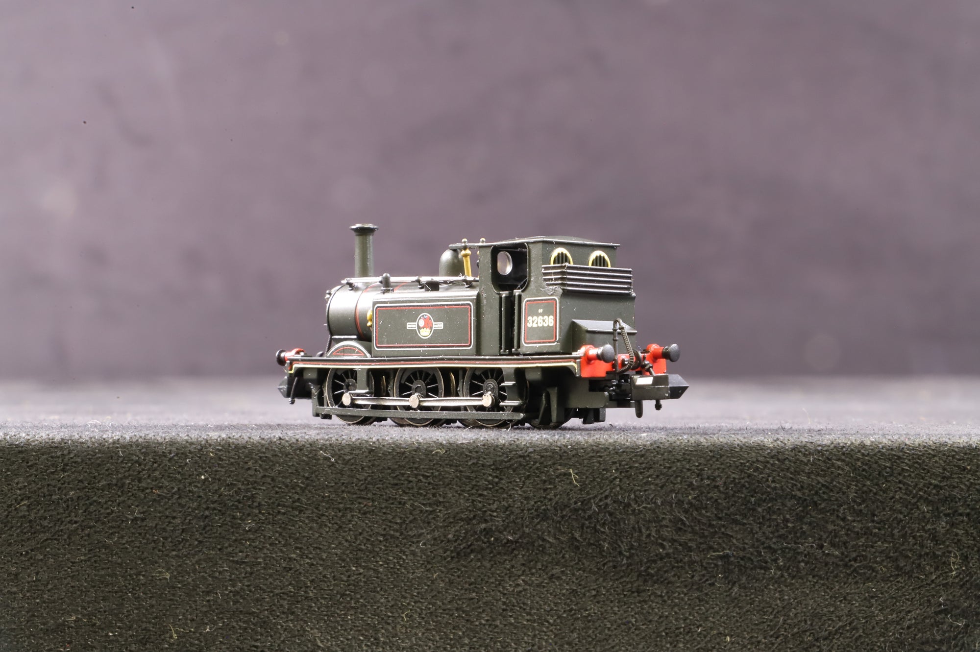 Dapol N 2S-012-010 Class A1X 'Terrier' 0-6-0T '32636' BR Black L/C DCC Fitted