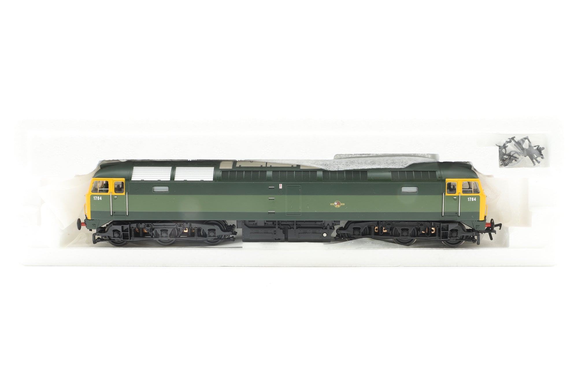 Bachmann OO 32-801 Class 47 1764 Two Tone Green Full Yellow Ends 4 Digit Head Code