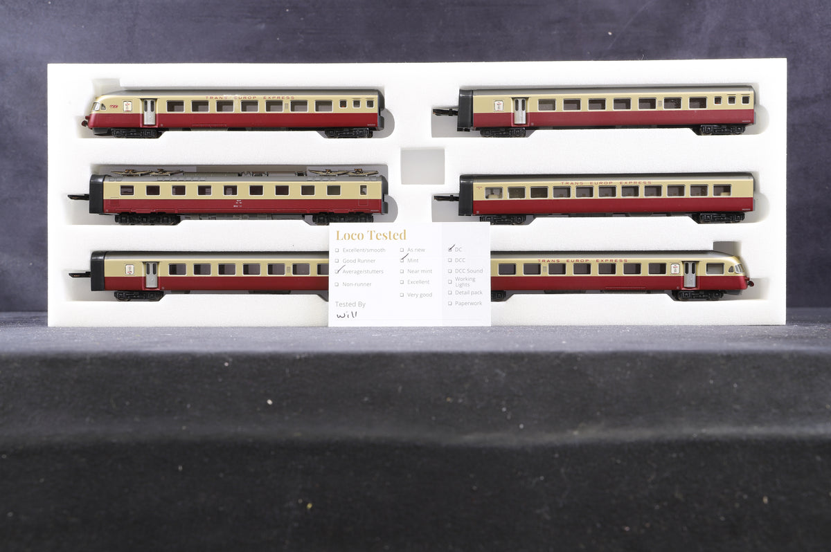 Hobbytrain N H1400 TEE 6 Car Set SBB