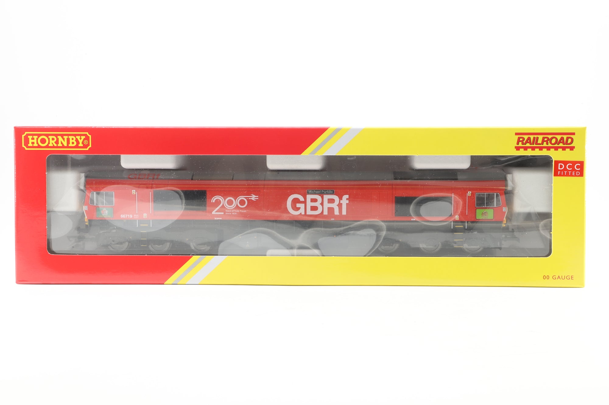 Hornby OO R30549TXS Class 66 '66710' 'Karen Harrison' GBRf 200 DCC Fitted