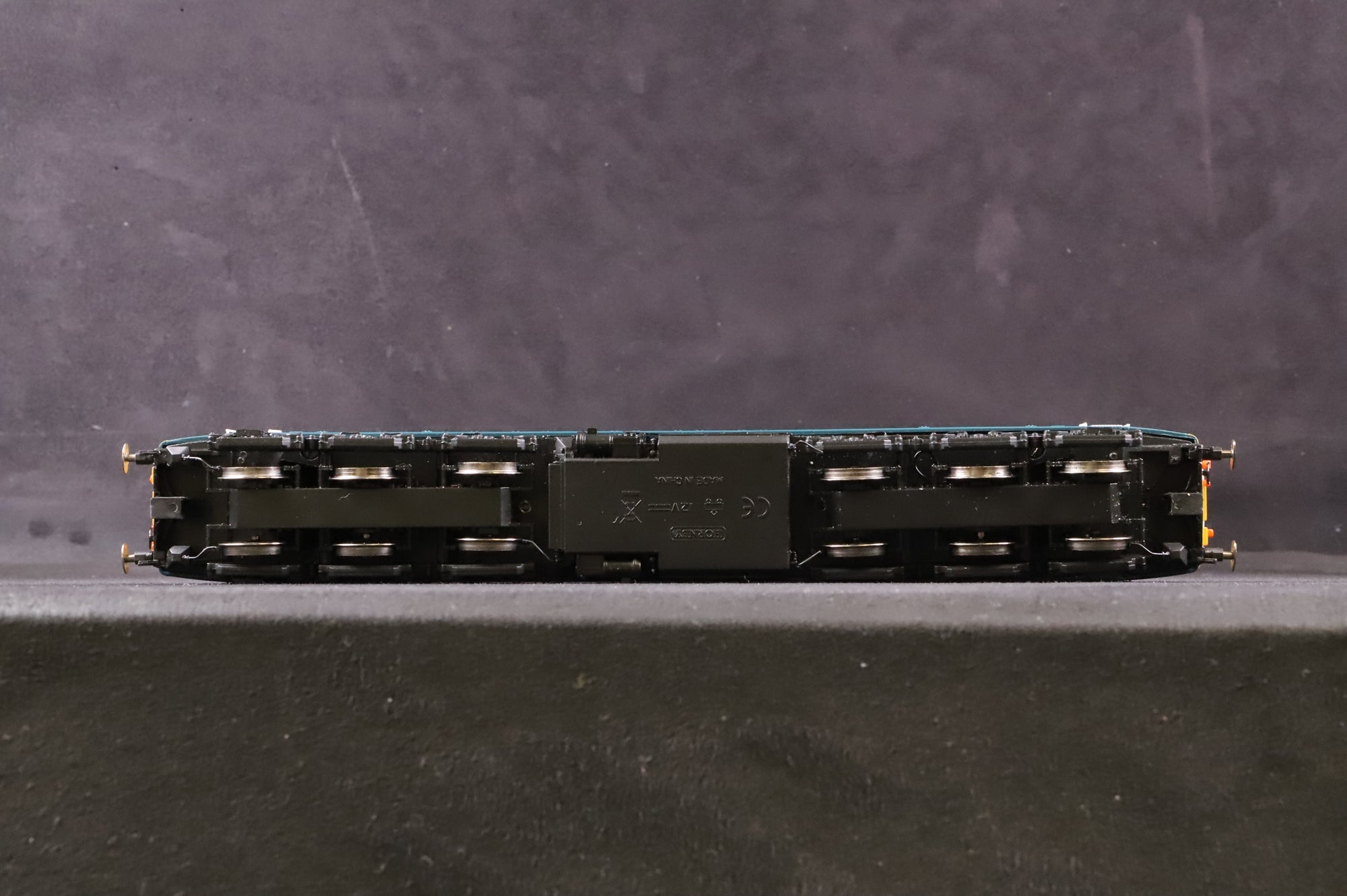 Hornby OO R3050A Class 56 56083 in BR Blue