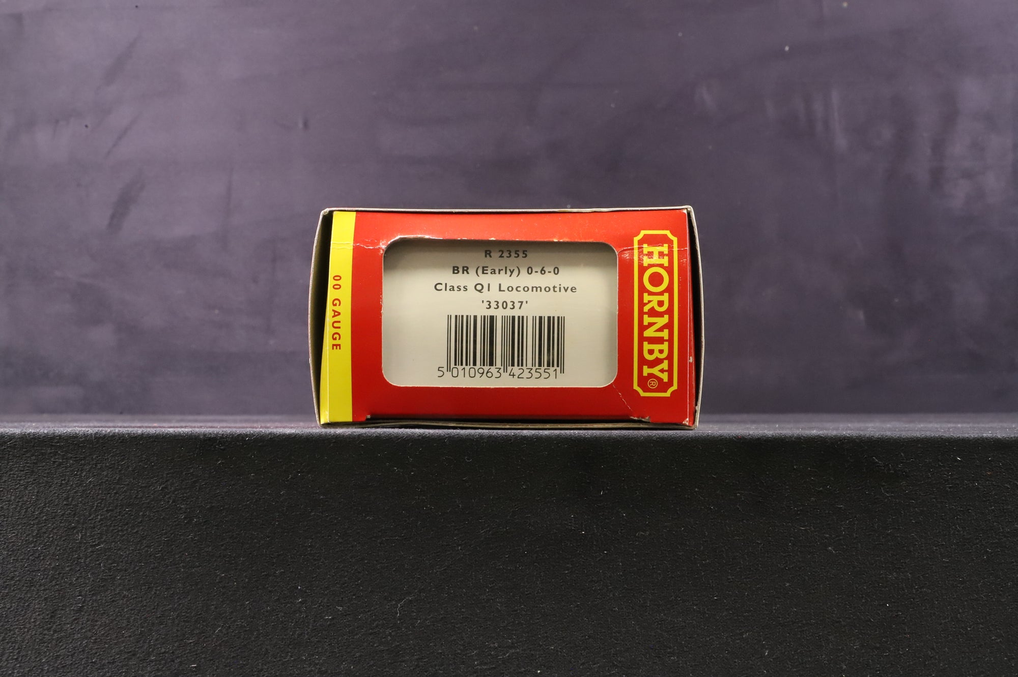 Hornby OO R2355 Class Q1 '33037' BR Plain Black E/C
