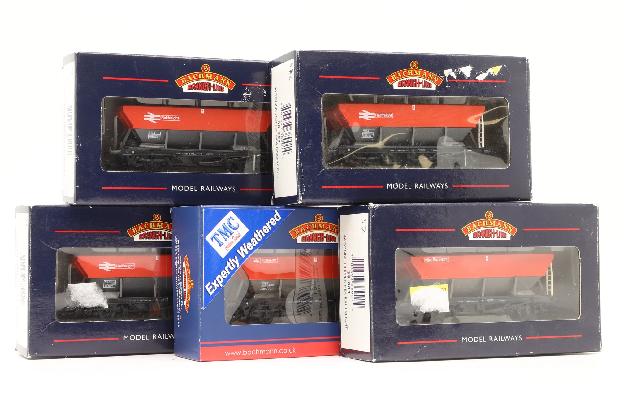 Bachmann OO Rake Of 5 HEA Railfreight Wagons Weathered Inc. 38-006C & 38-001