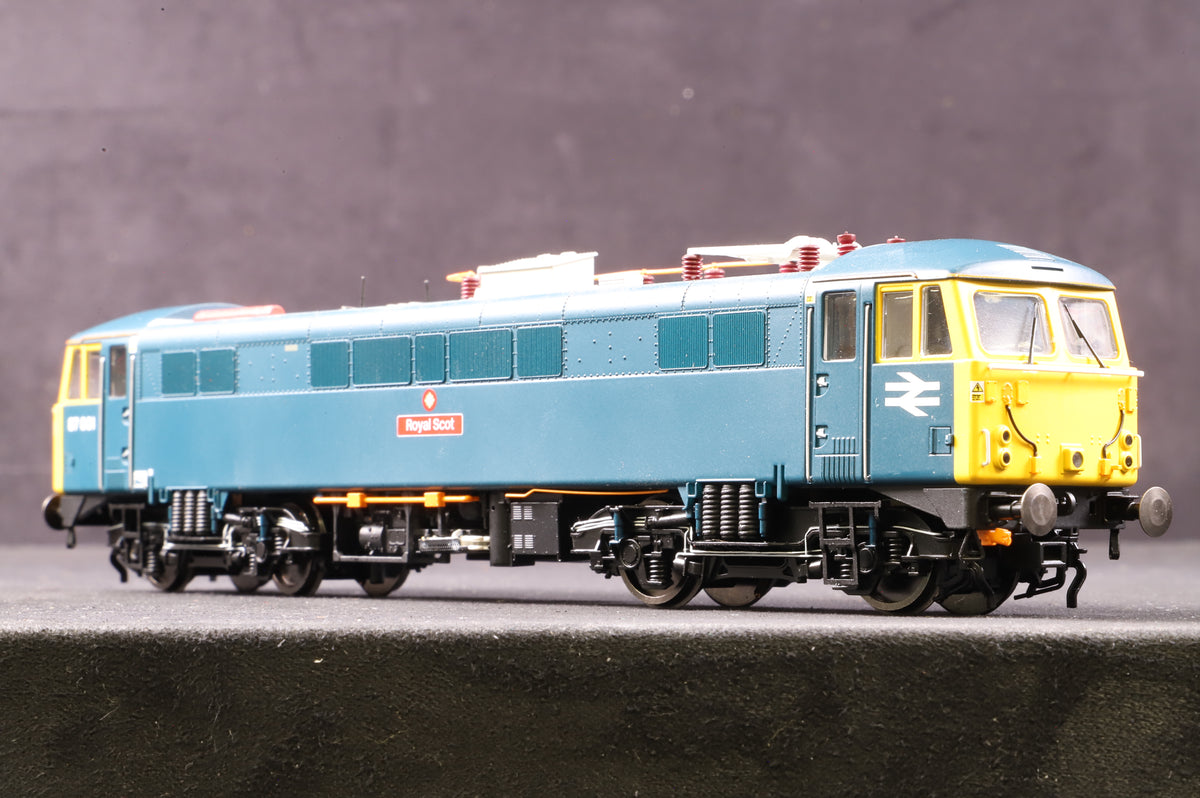 Hornby OO R3739 Class 87 &#39;8700&#39; &#39;Royal Scot/ Stephenson&#39; BR Blue
