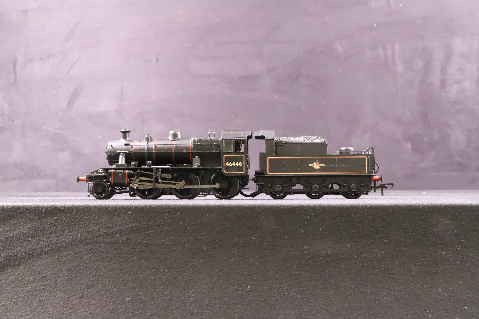Bachmann OO 32-829A Ivatt Class 2MT '46446' BR Black L/Crest