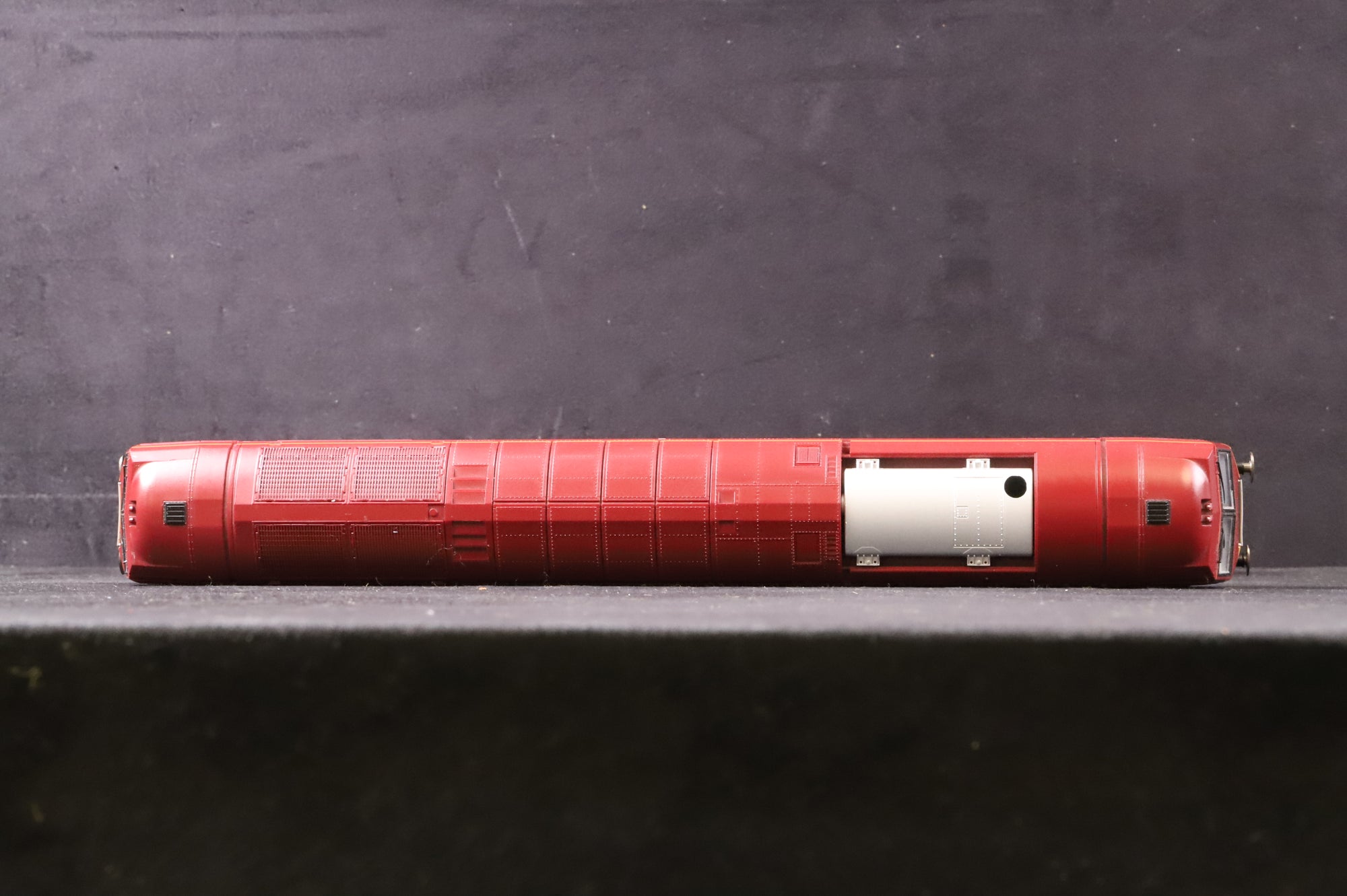 Hornby OO R2883 EWS Co-Co Diesel Electric Class 60 'The Territorial Army Centenary', DCC Fitted