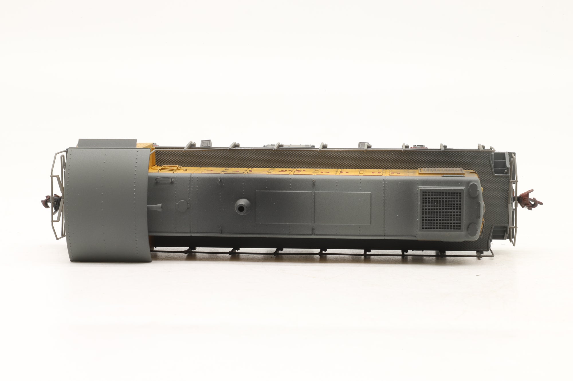 Atlas HO 8828 Alco S-3 Switcher #1250 in Union Pacific Yellow – Weathered
