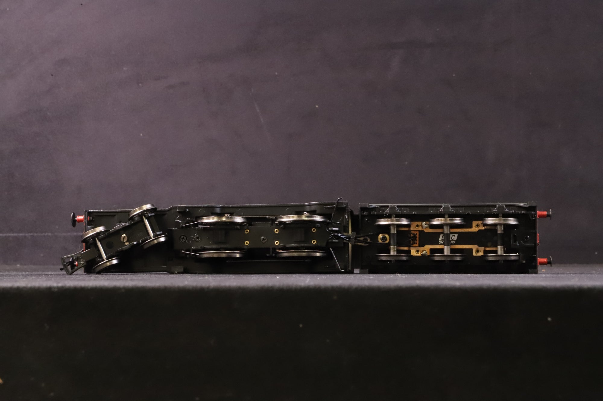 Bachmann OO 31-136DC Class D11 '62677' 'Edie Ochiltree' BR Black L/C DCC Removed