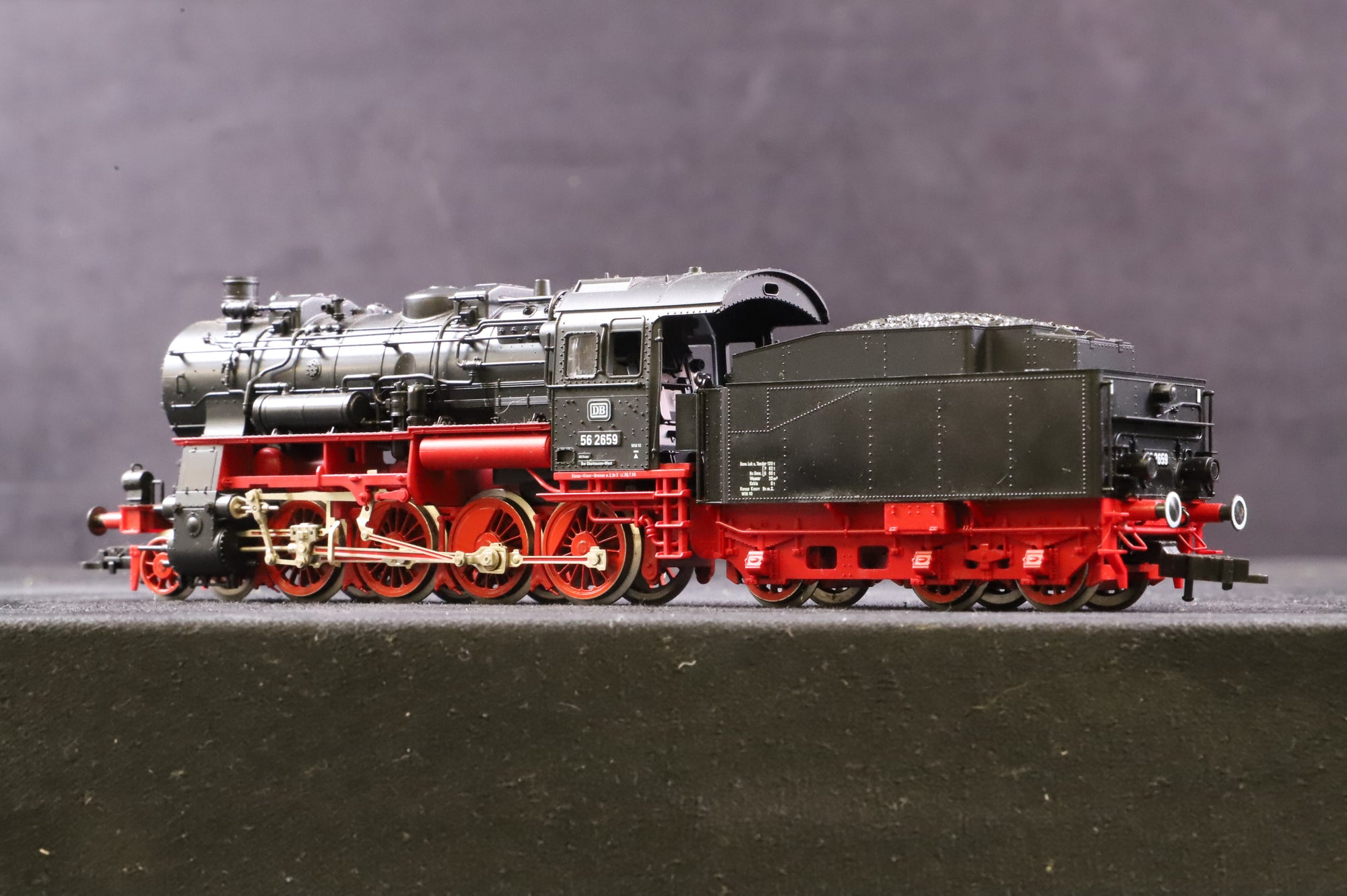 Fleischmann HO 4158 BR 56 562659 in DB Black/Red
