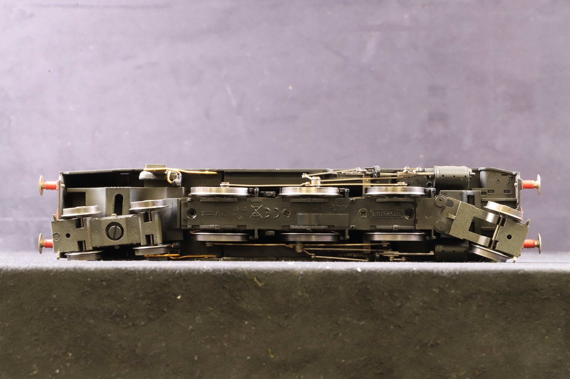 Hornby OO R2637 BR Stanier 4MT 2-6-4T Class 4P '42437', Weathered Edition