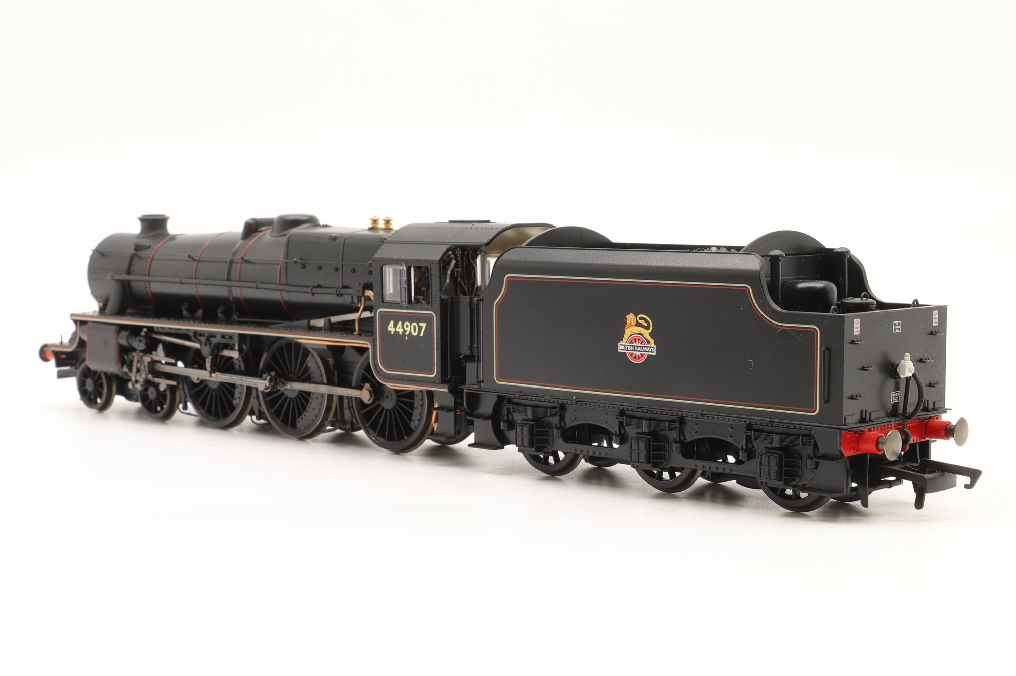 Hornby OO R30393 Class 5MT 'Black 5' 44907 in Lined BR Black E/C