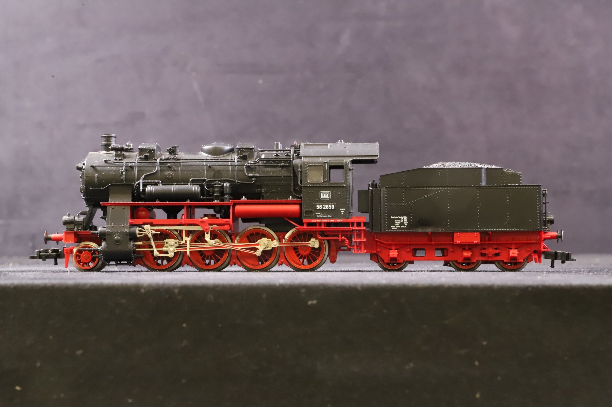 Fleischmann HO 4158 BR 56 562659 in DB Black/Red