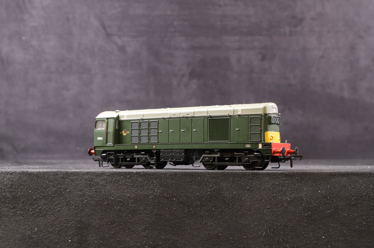 Bachmann OO 32-028 Class 20 &#39;D8134&#39; Diesel BR Green With Indicator Boxes