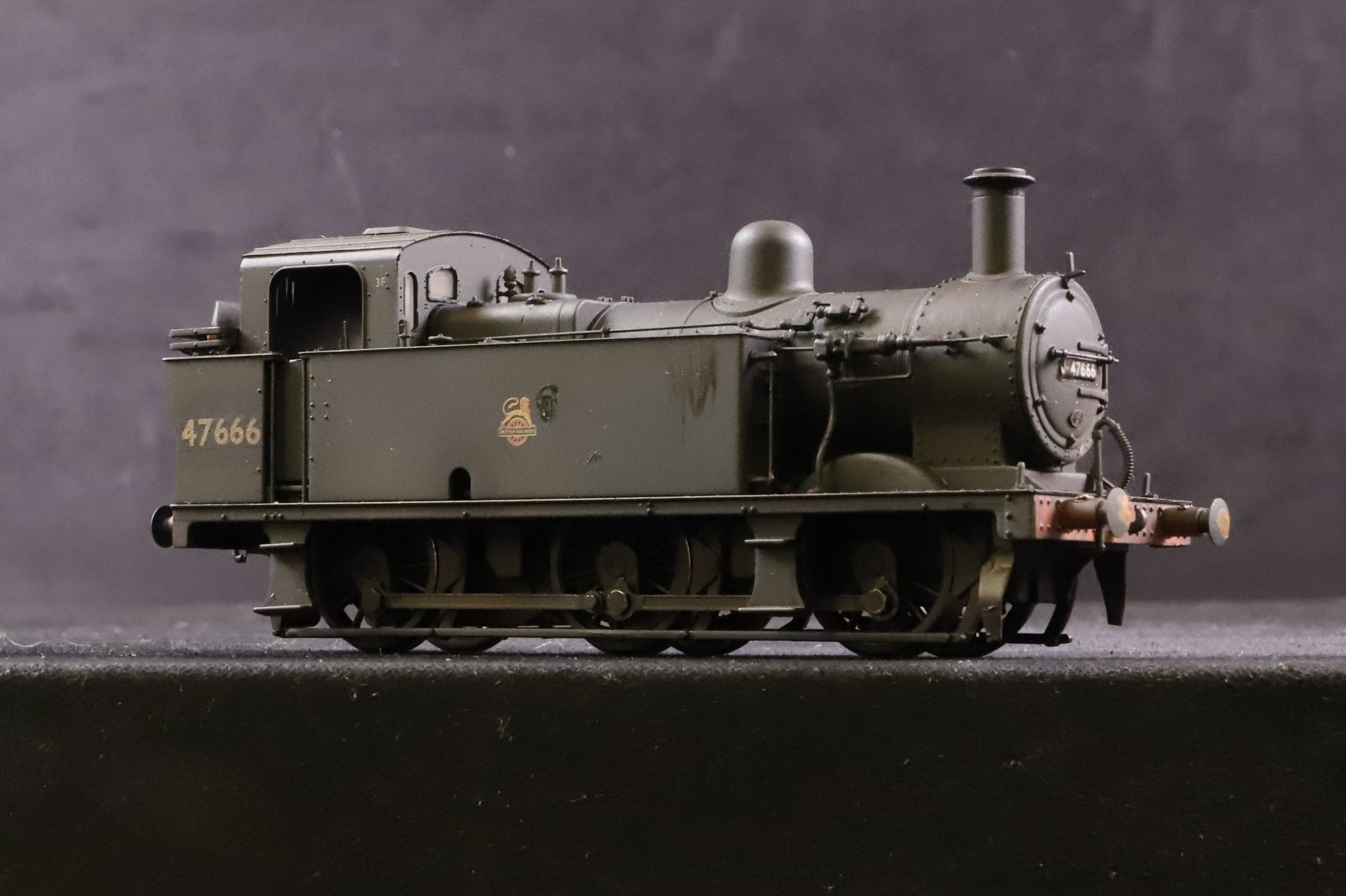Bachmann OO 32-231A Class 3F Jinty 47314 in BR Black w/ Early Crests - Weathered