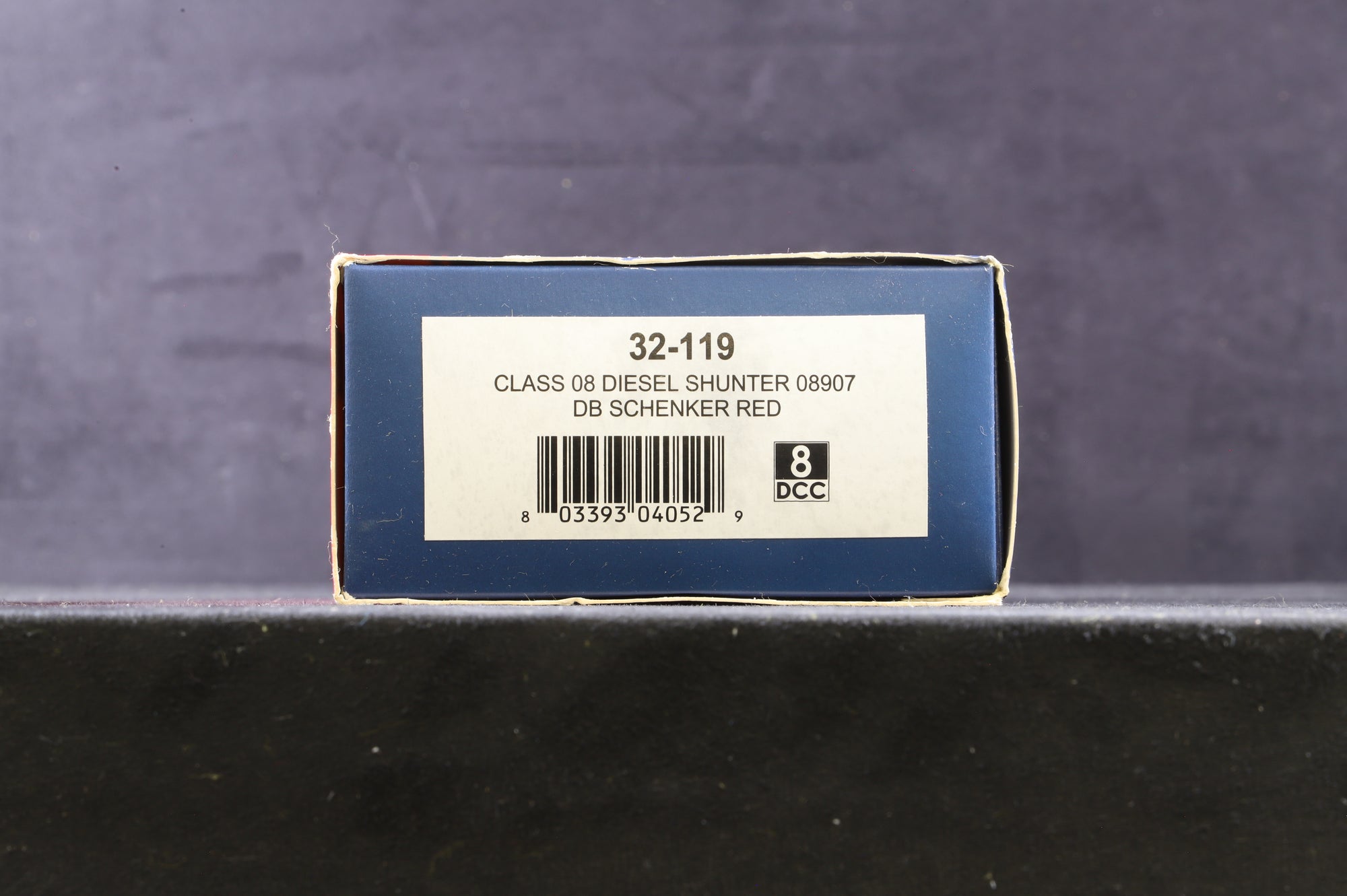 Bachmann OO 32-119 Class 08 '08907' Diesel Shunter DB Schenker Red