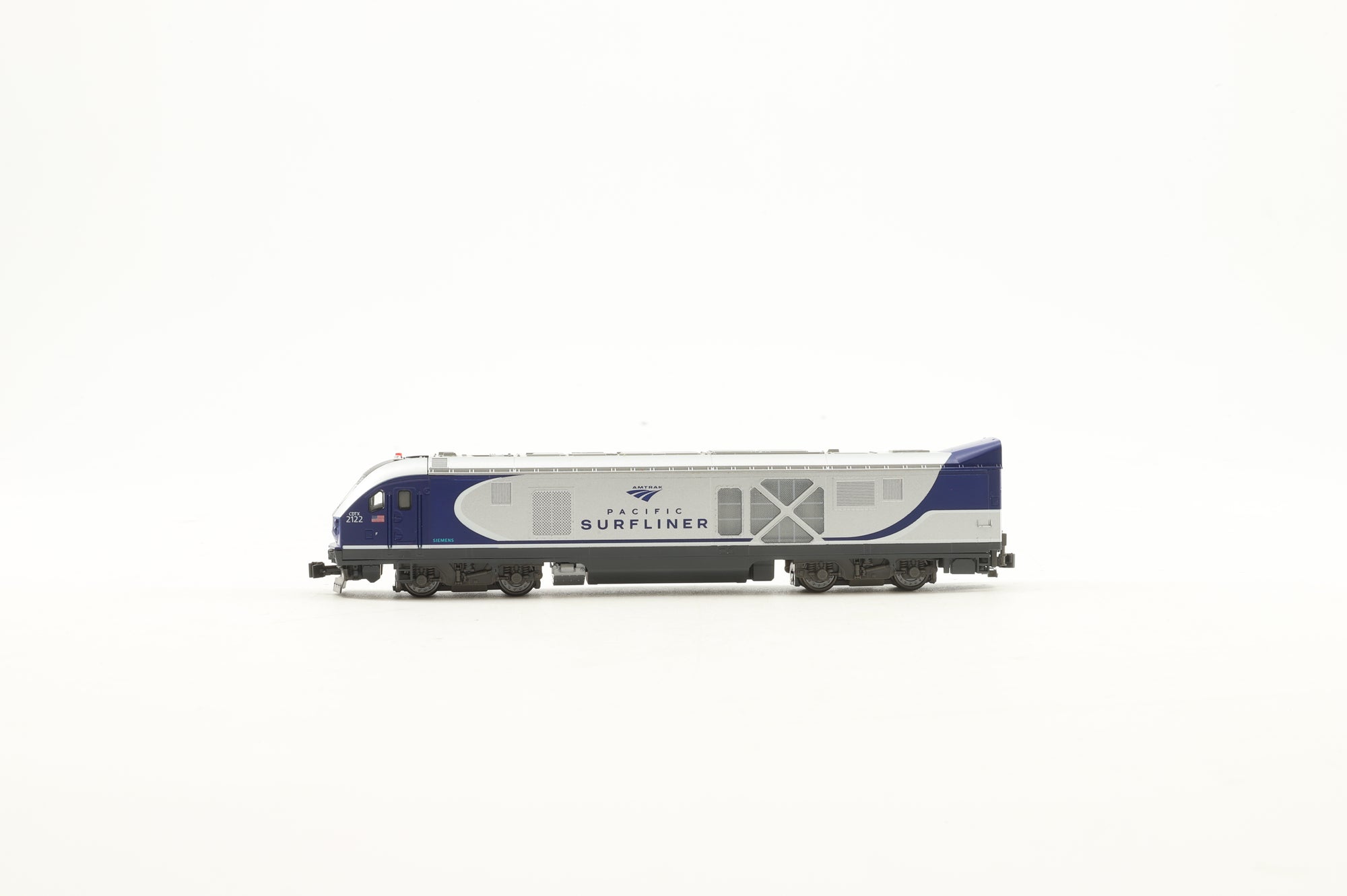 Kato N 106-9001 Amtrak Pacific Surfliner Set w/ SC-44 Loco #2122
